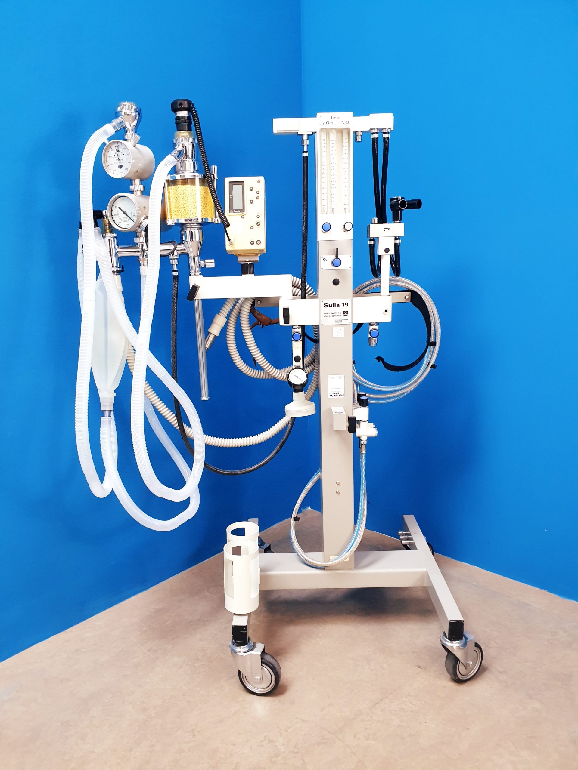 Dräger // Drager Sulla 19 fahrbares Narkosegerät mit Oxydig – Kreissystem – Volumeter – Barolog ….
