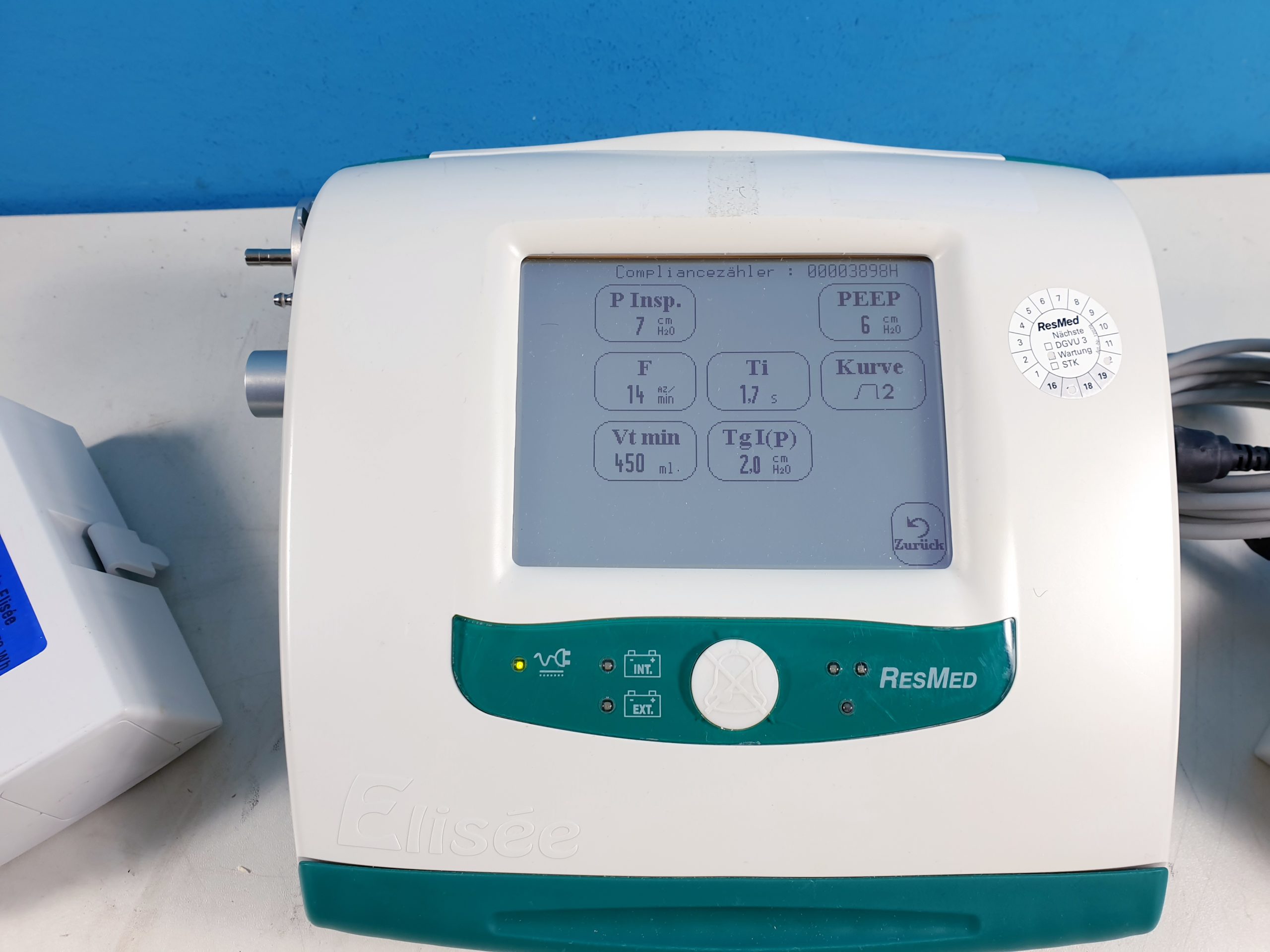 RESMED Elisée 150 Ventilator + Akku + Ladegerät