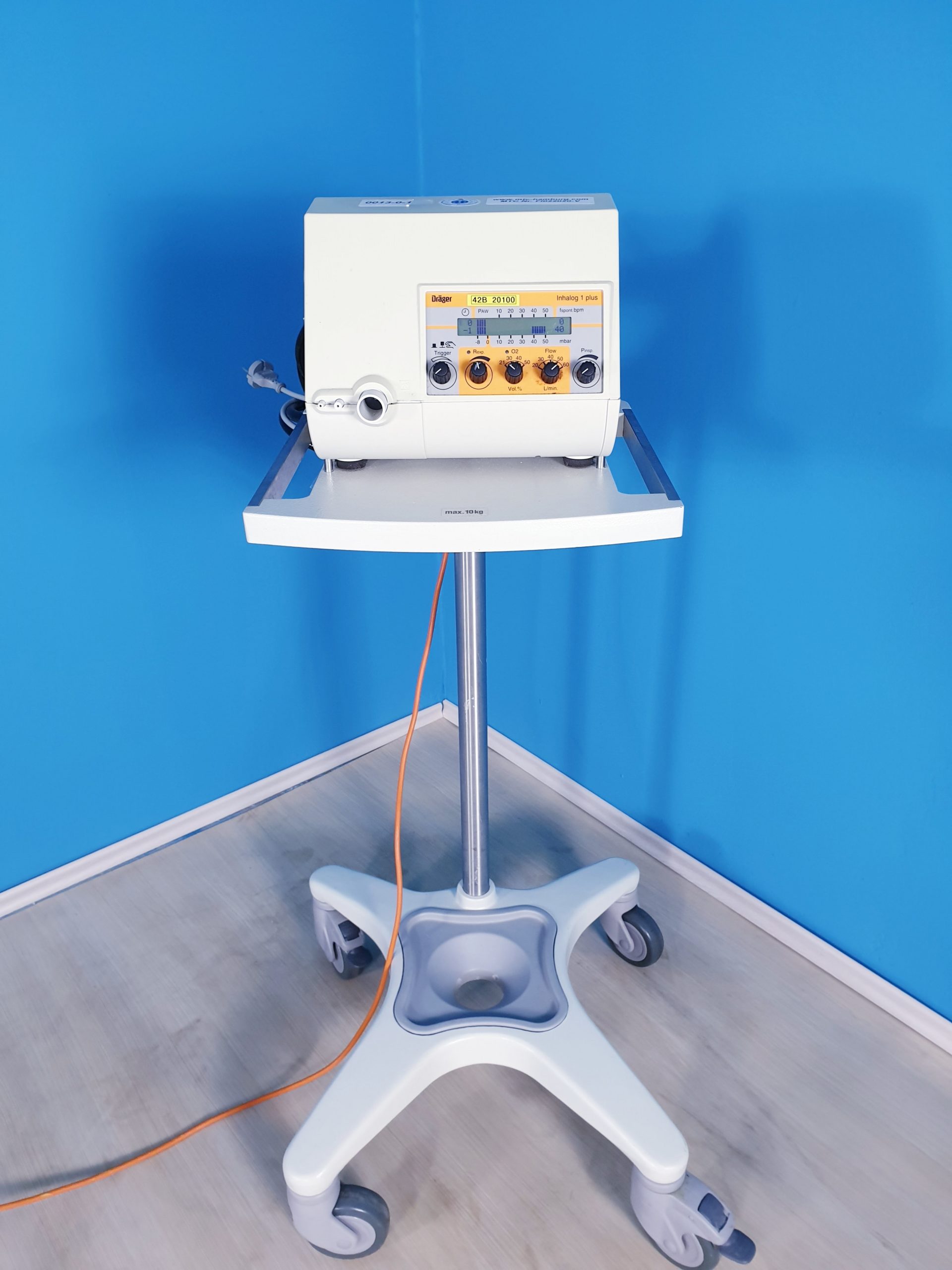 Dräger // Draeger Inhalog 1 plus Inhaliergerät Inhalator Beatmungsgerät fahrbar