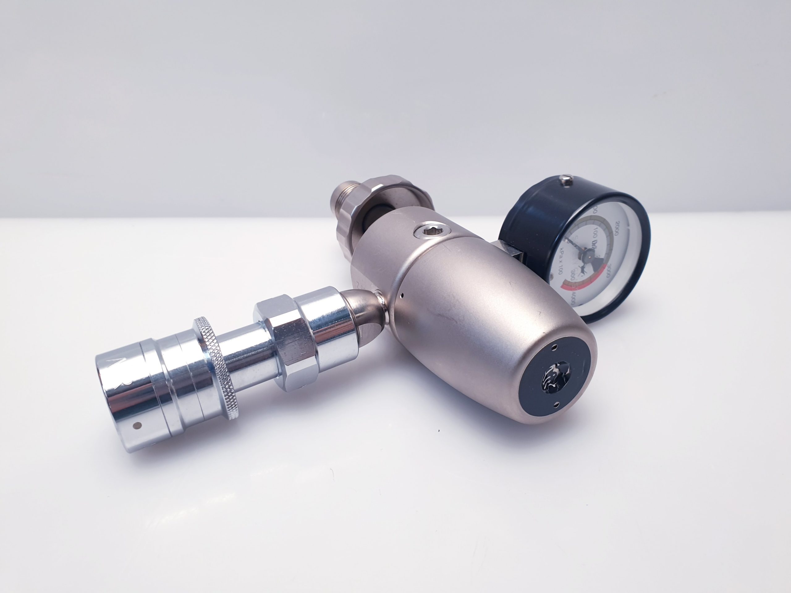Dräger 8603509-02 Druckminderer mit Manometer