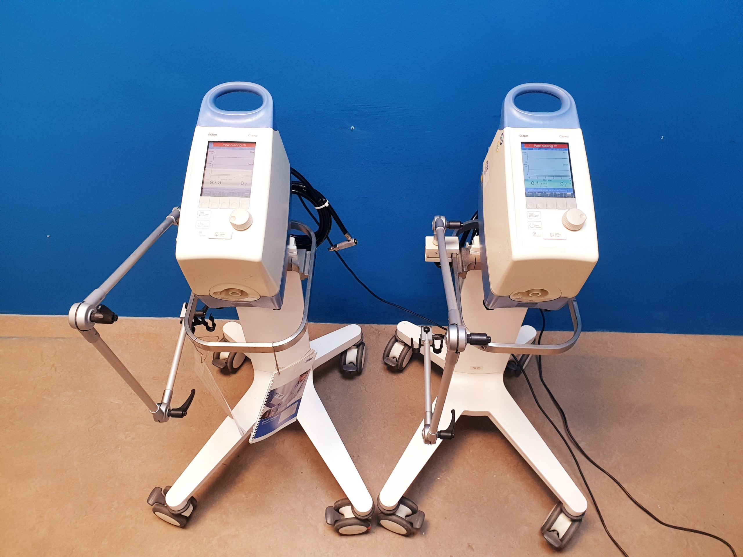 2 x Dräger Draeger Carina Beatmungsgerät
