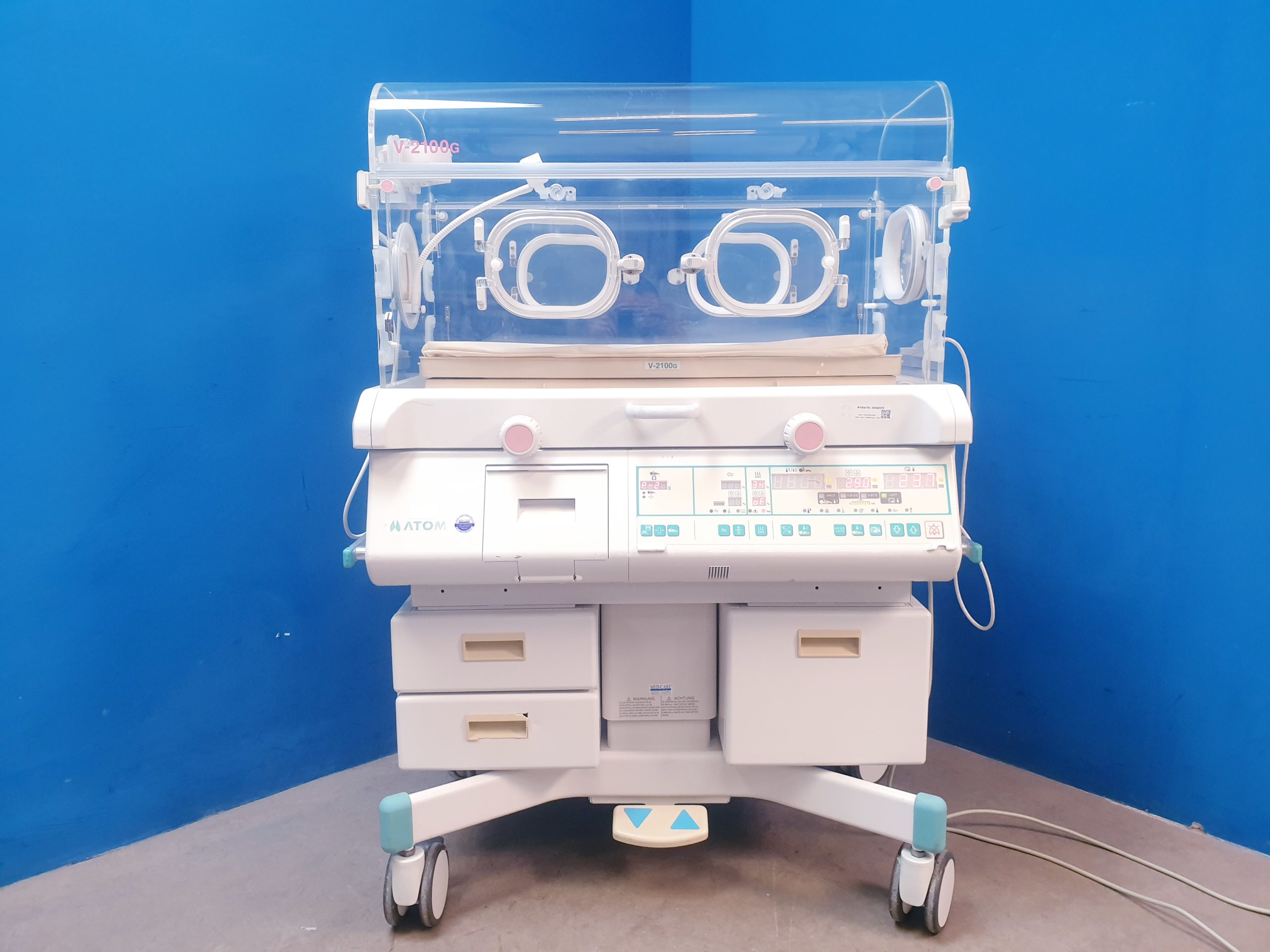 ATOM V-2100 Infant Incubator Inkubator