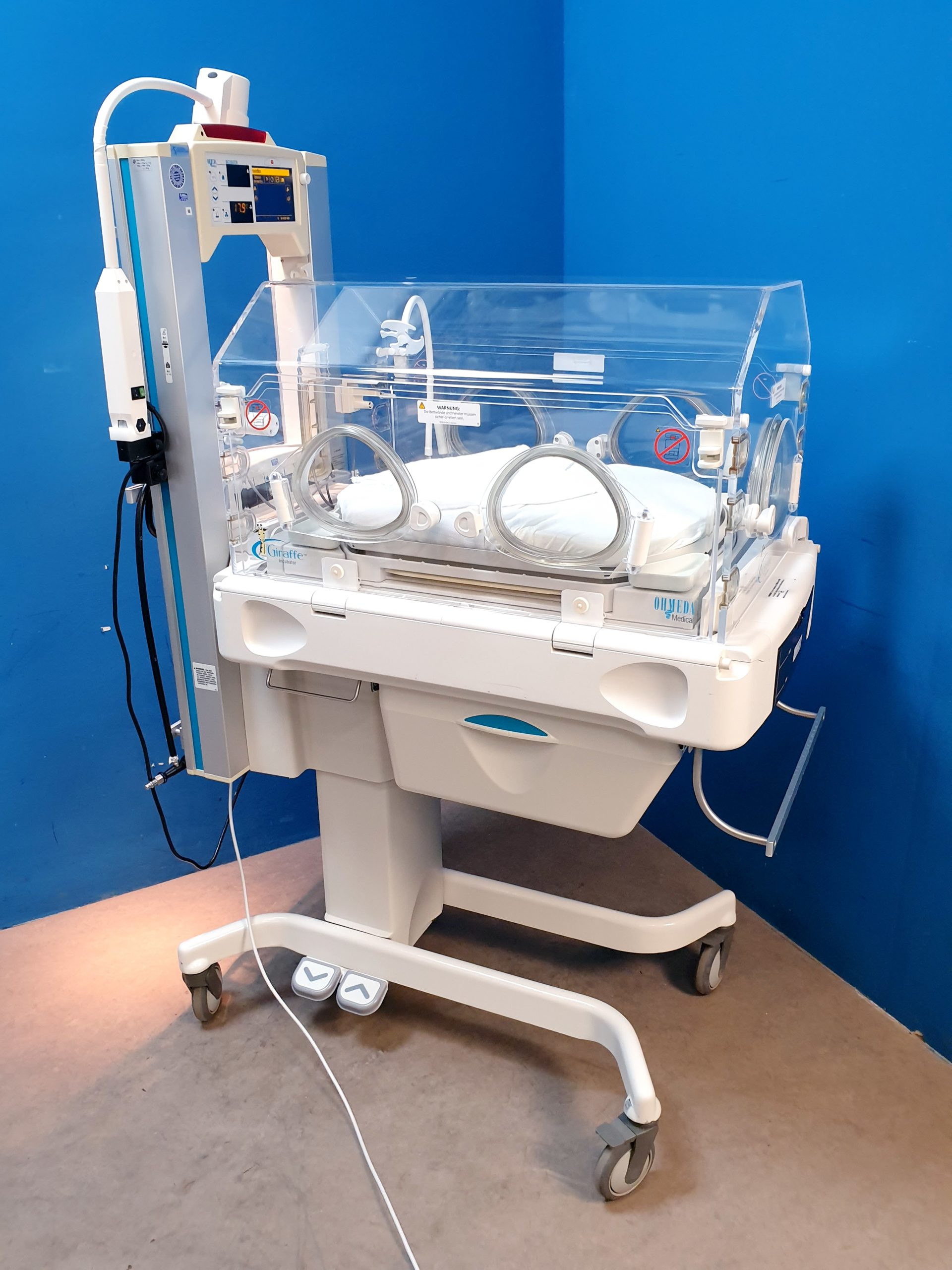 OHMEDA Giraffe Omnibed Carestation Incubator Giraffe Inkubator