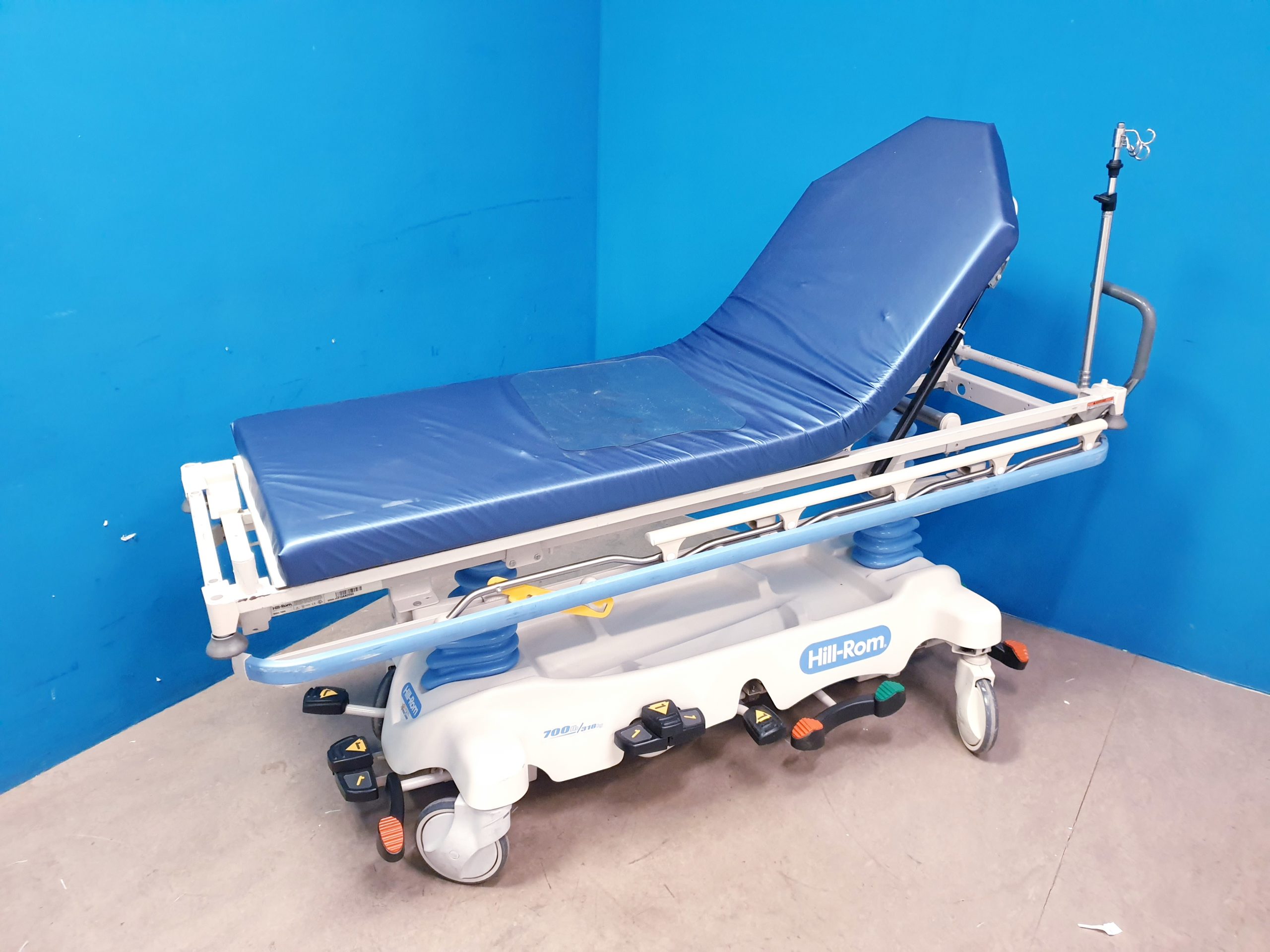 Hill-Rom P8000 – P 8000 Stretcher – Transport Liege