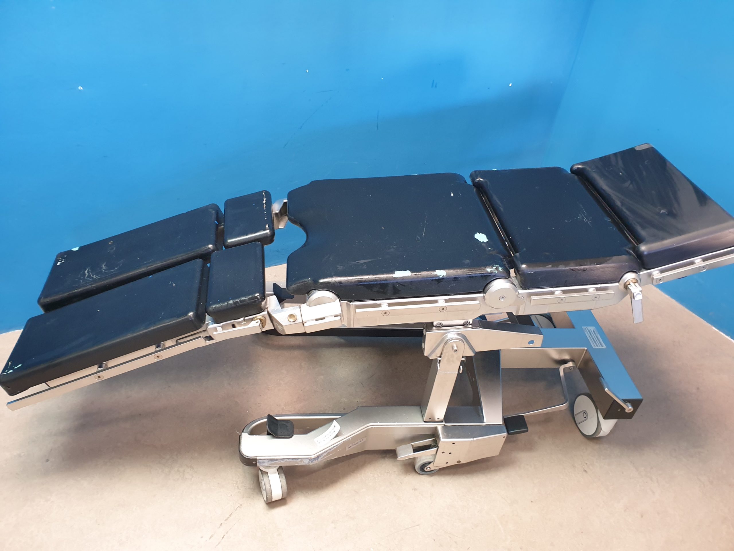 Maquet 1150.10DE Lafette + Op Tischm Platte