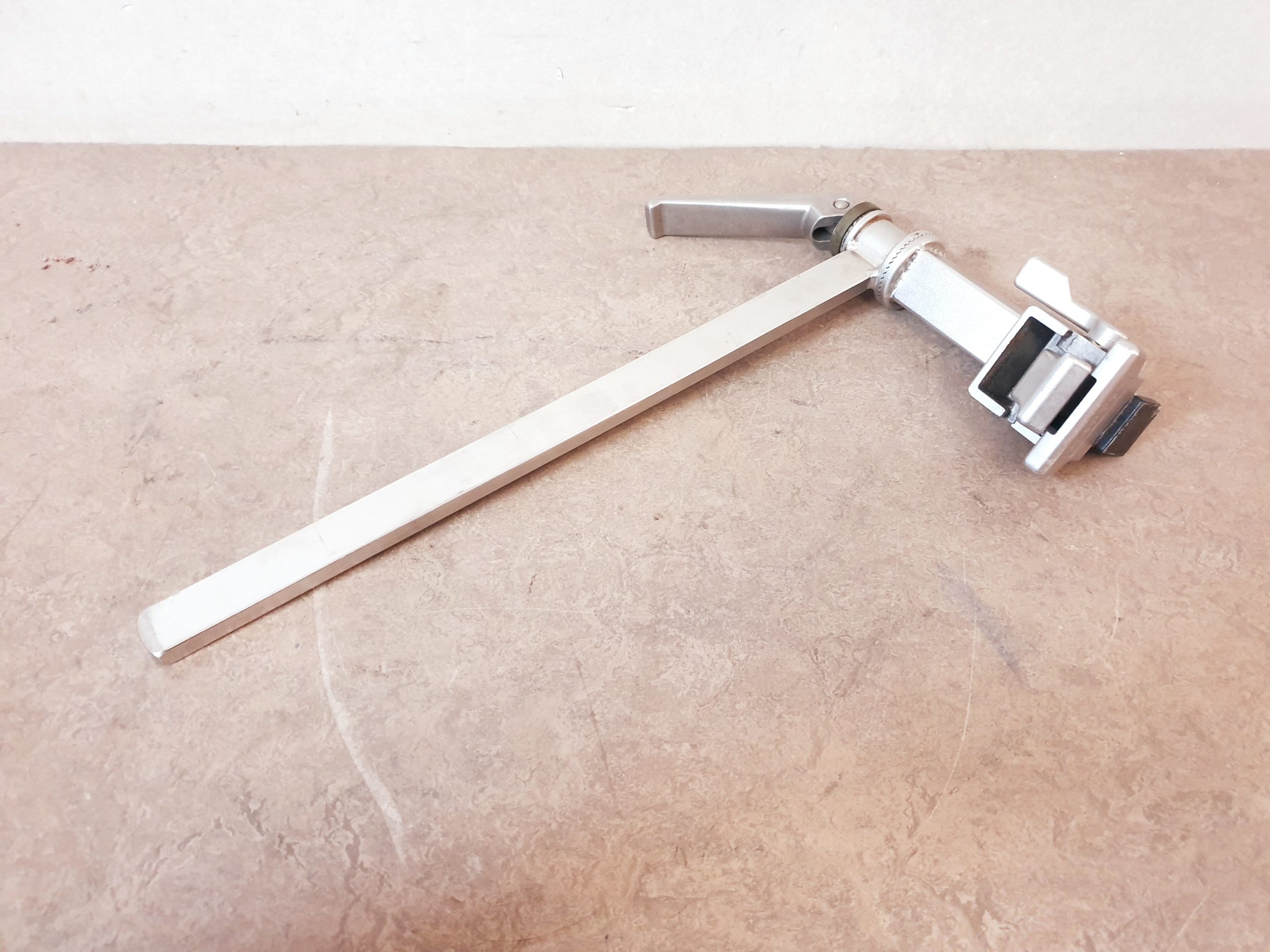Maquet 1001.44E – Normschinenhalter – Halter für Normschienen