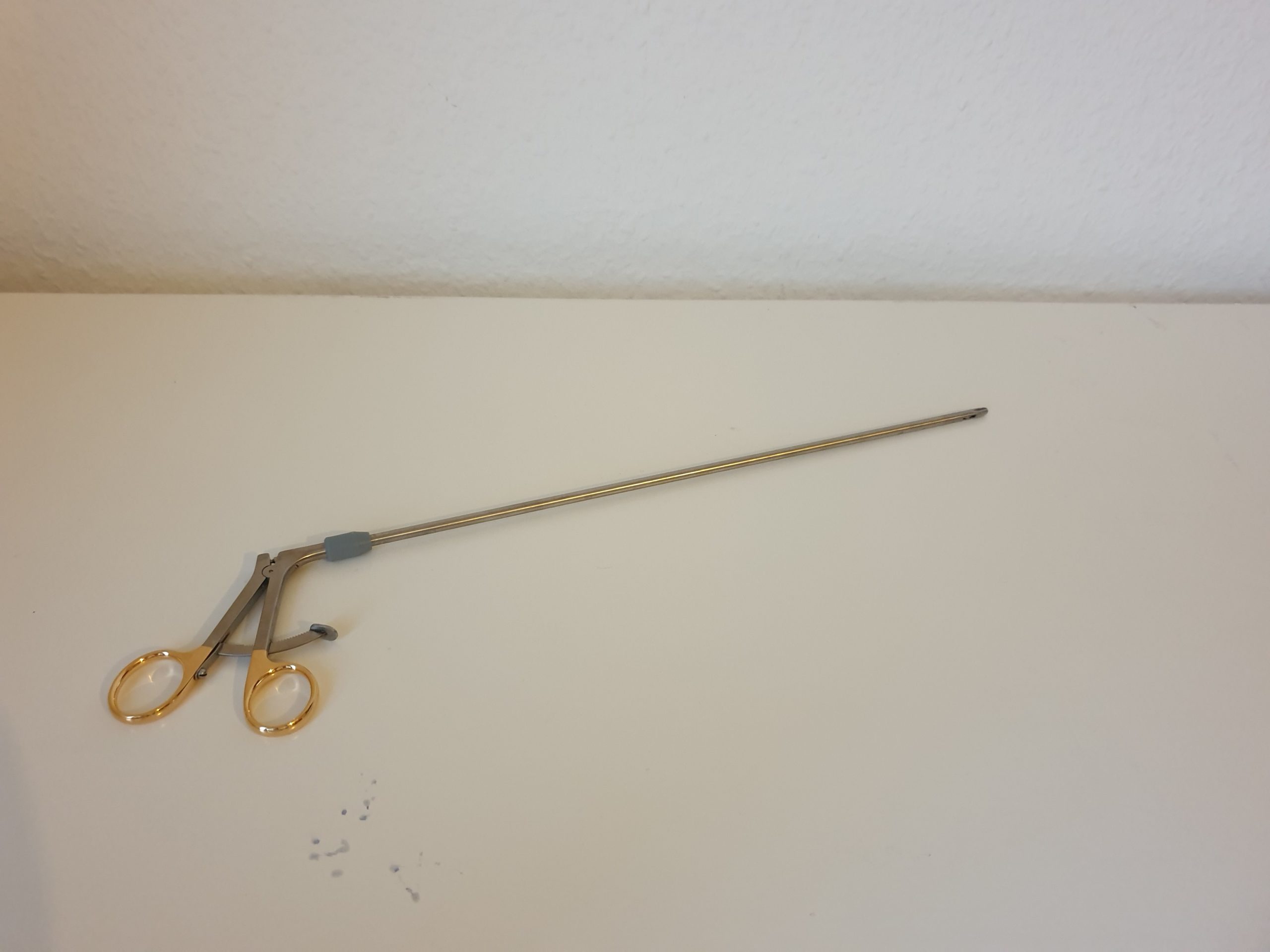 Nadelhalter – Chirurgiche Instrument