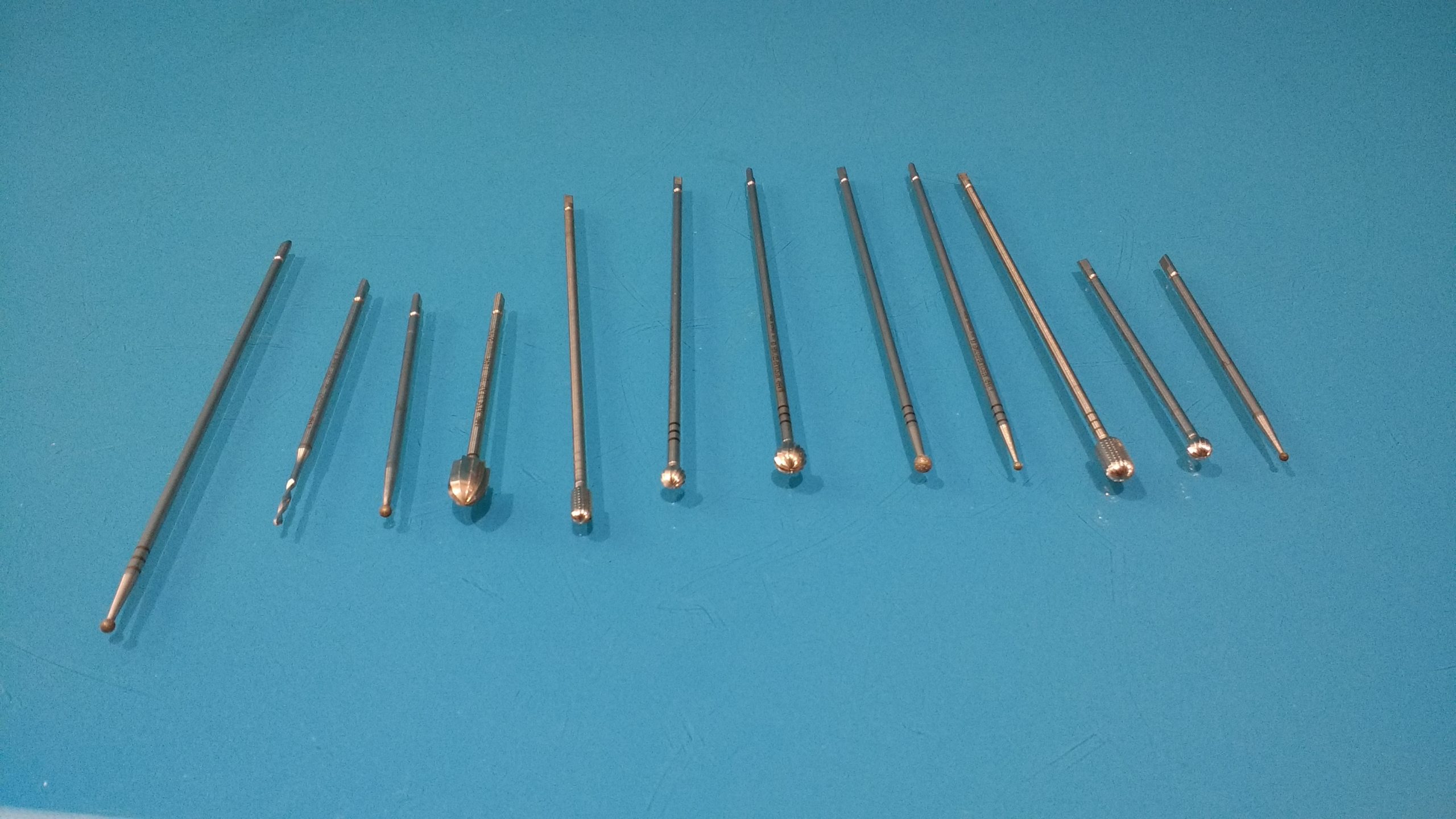 Aesculap Diverse Bohrer und Fräser für GB530R