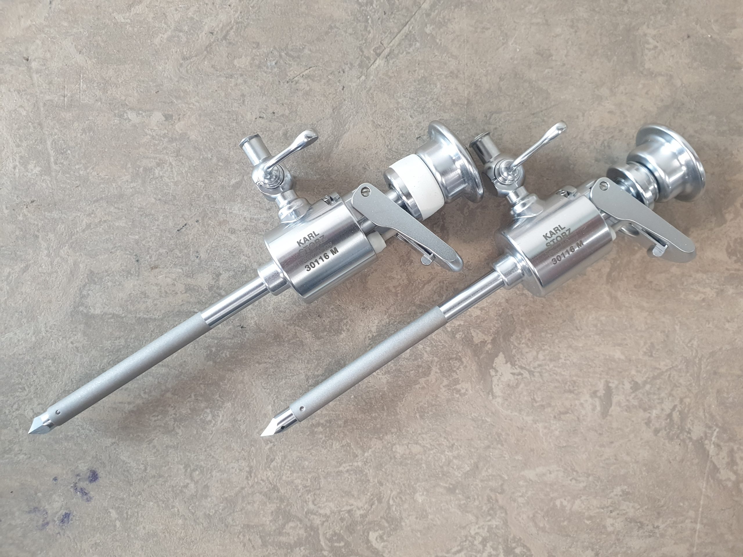 KARL STORZ CHIRURGISCHE KANÜLEN SET AUS 2X 30116M Laparoskop