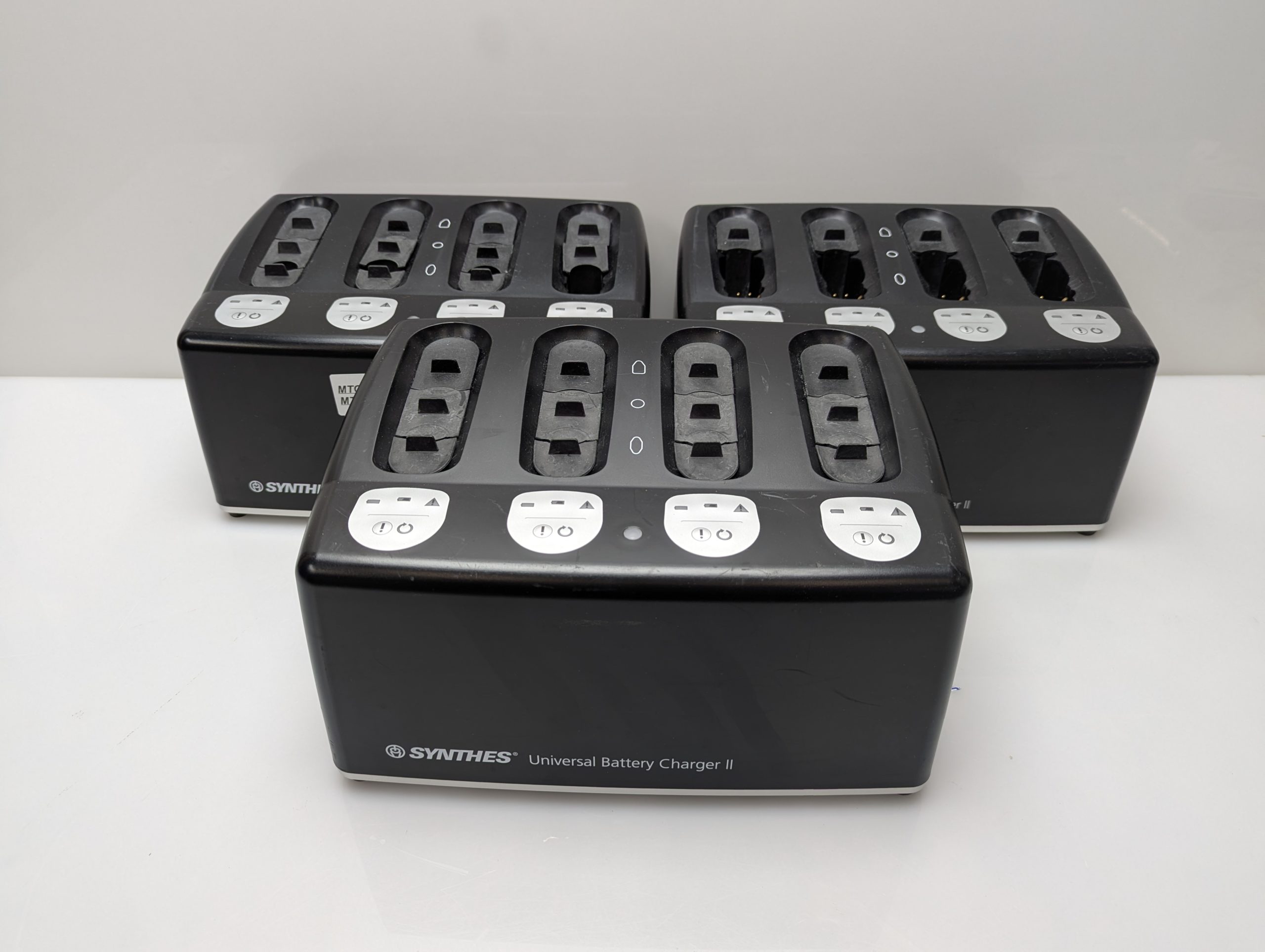 Synthes 05.001.204 Universal Battery Charger II