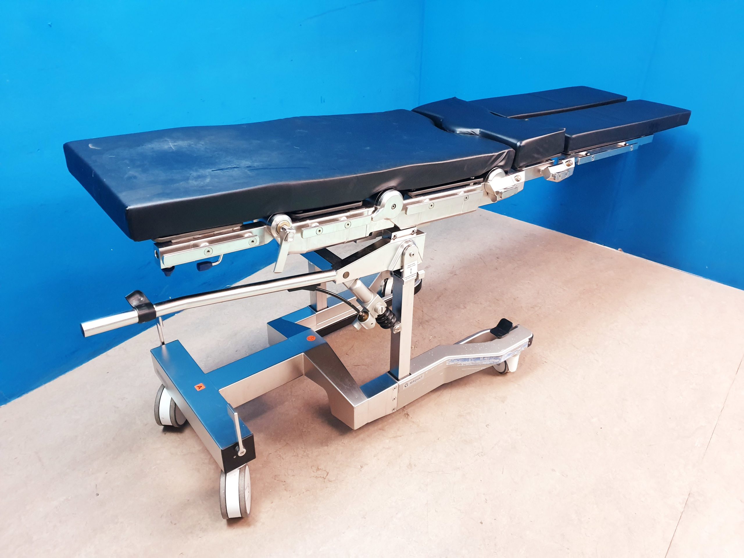 Maquet 1140.61cC0 -1150.10A0 – OpTisch Lafette