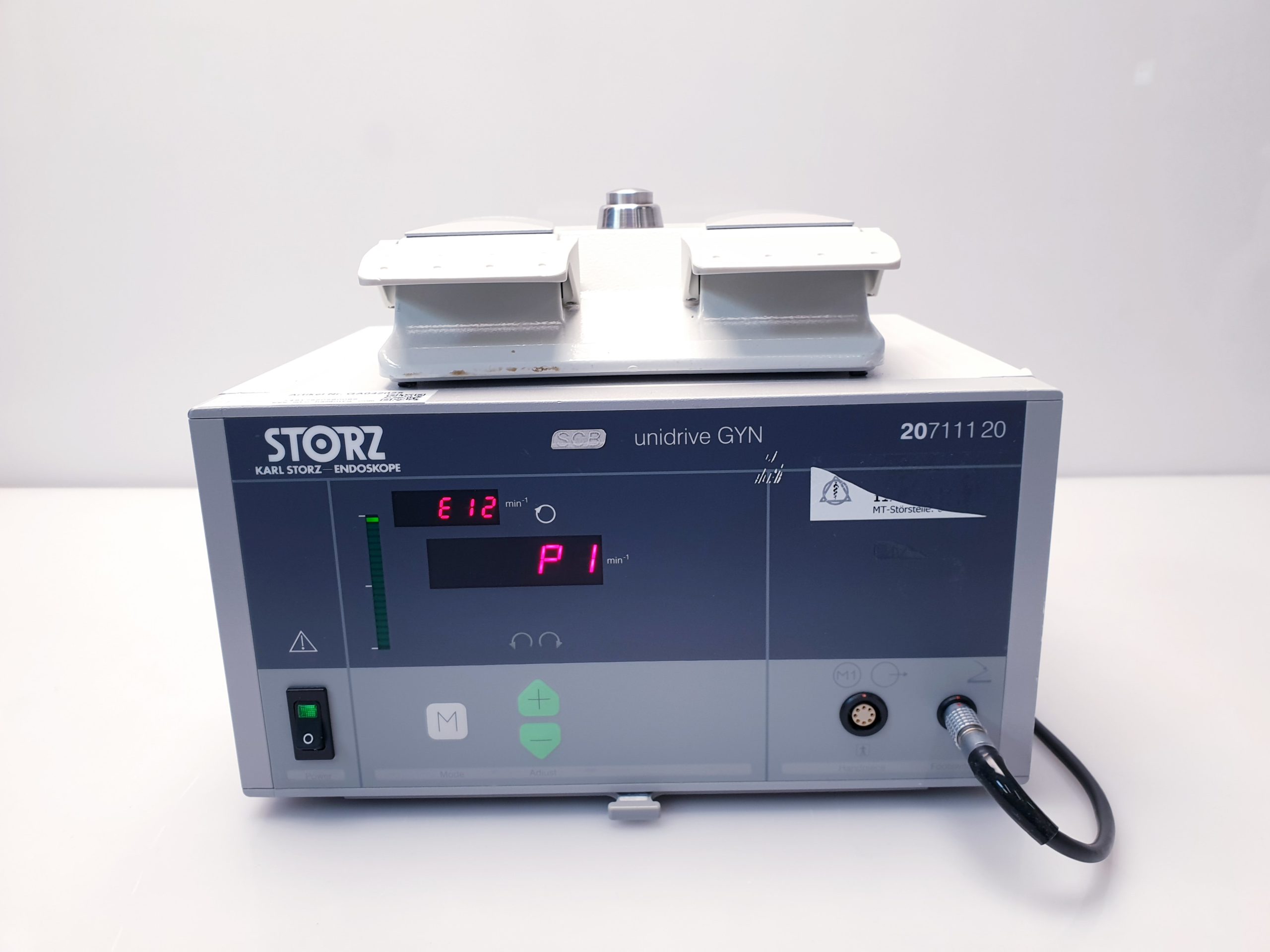 Karl Storz Unidrive GYN 207111 20 – 20711120 Konsole + 20016630 Fussspedal