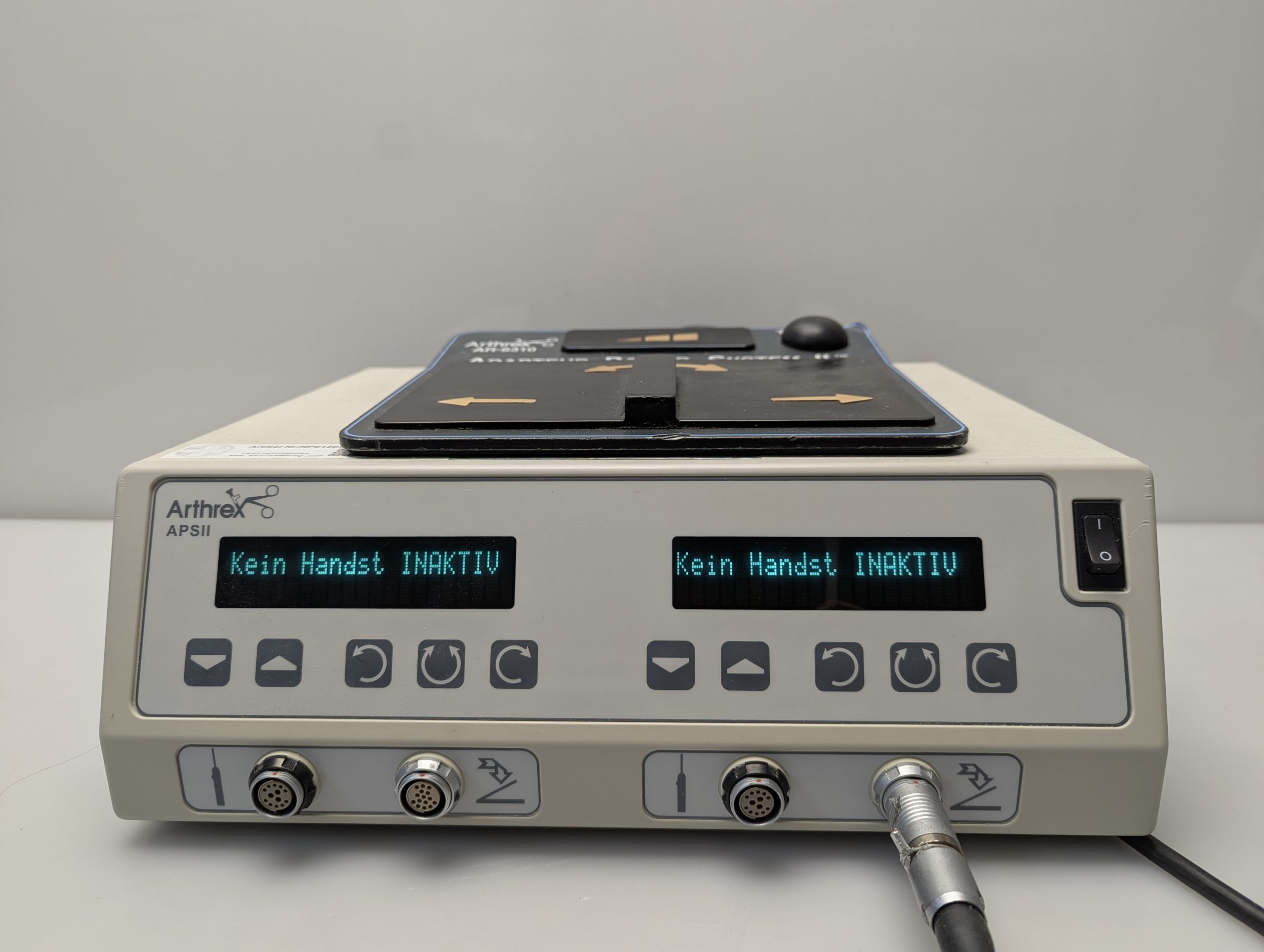 Arthrex AR-8300 APS II Arthroscopy Control mit Fußschalter