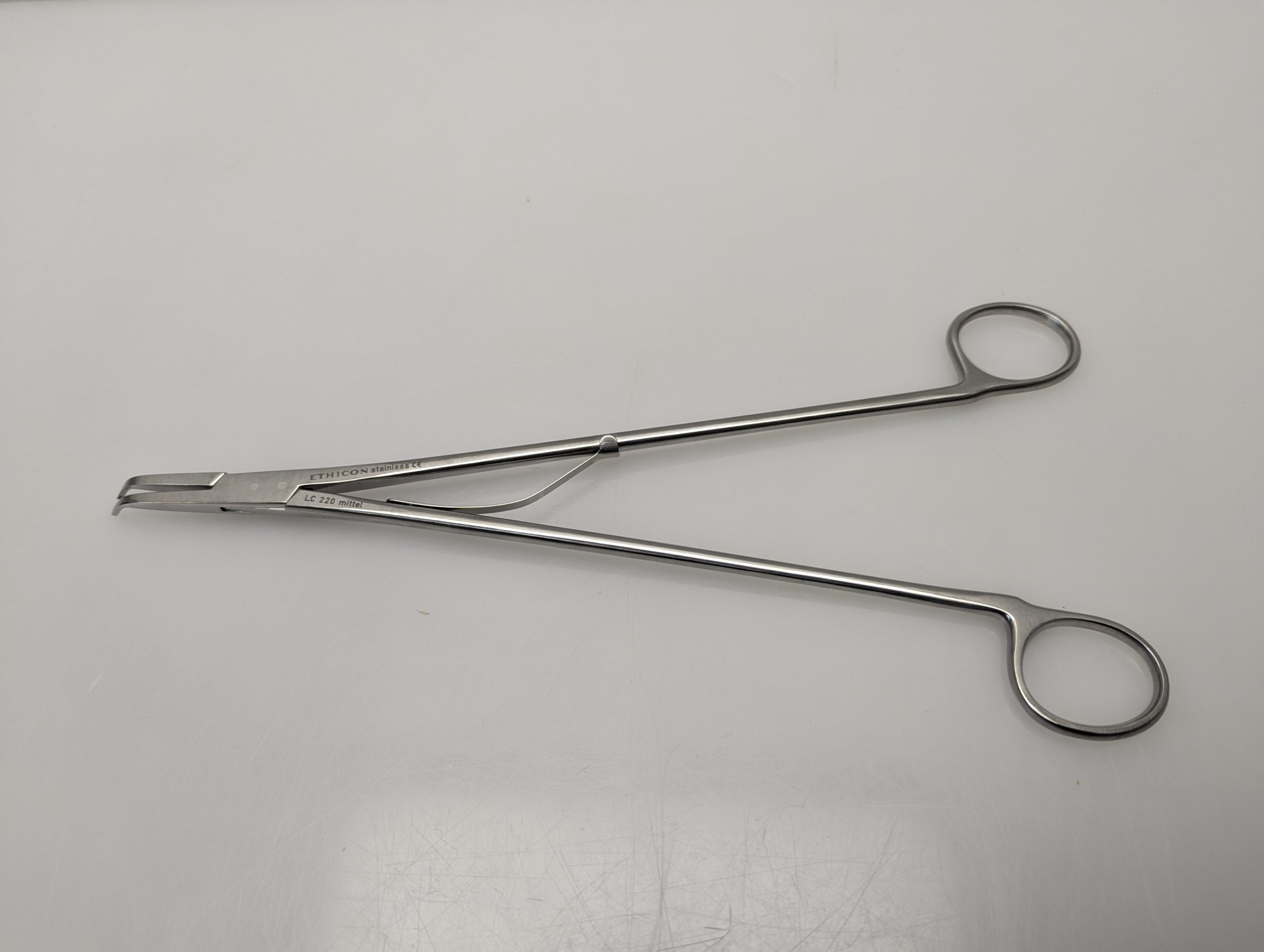 Ethicon LC 220 LC220 Mittel 0741584 Arterienhalter