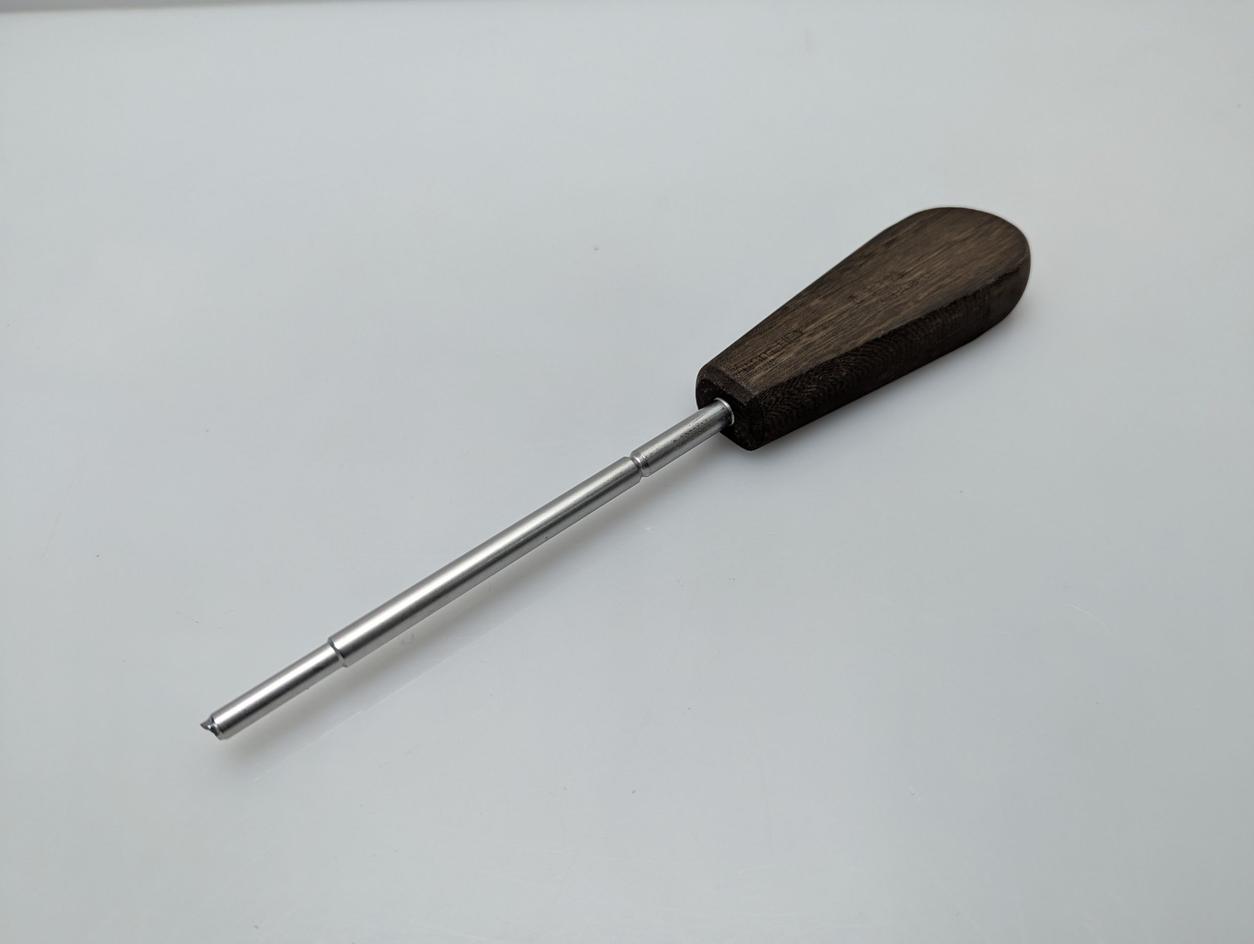 DEPUY SYNTHES 313.93 4 mm HEX 9433438
