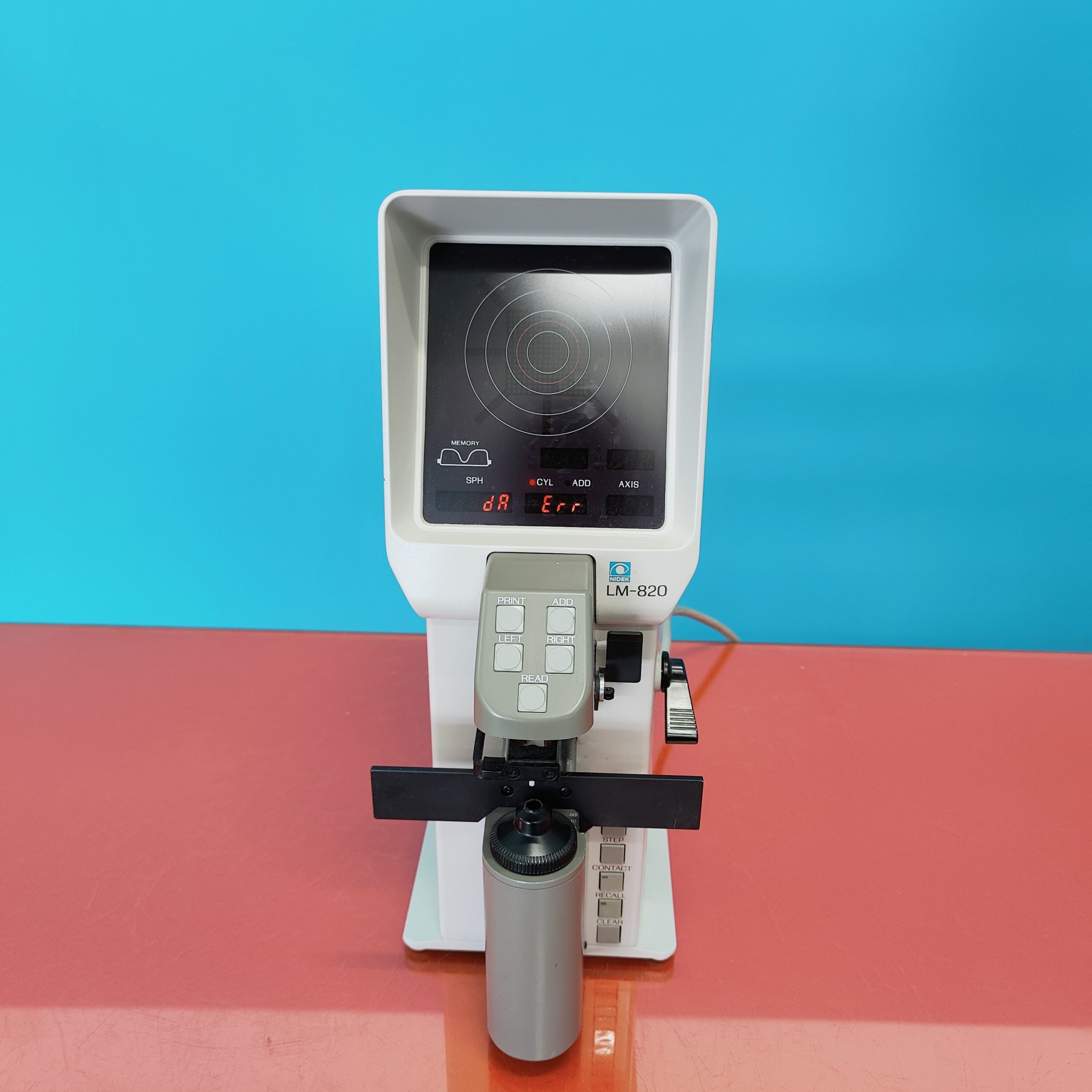 NIDEK LM-820 Lensometer Autolensmeter