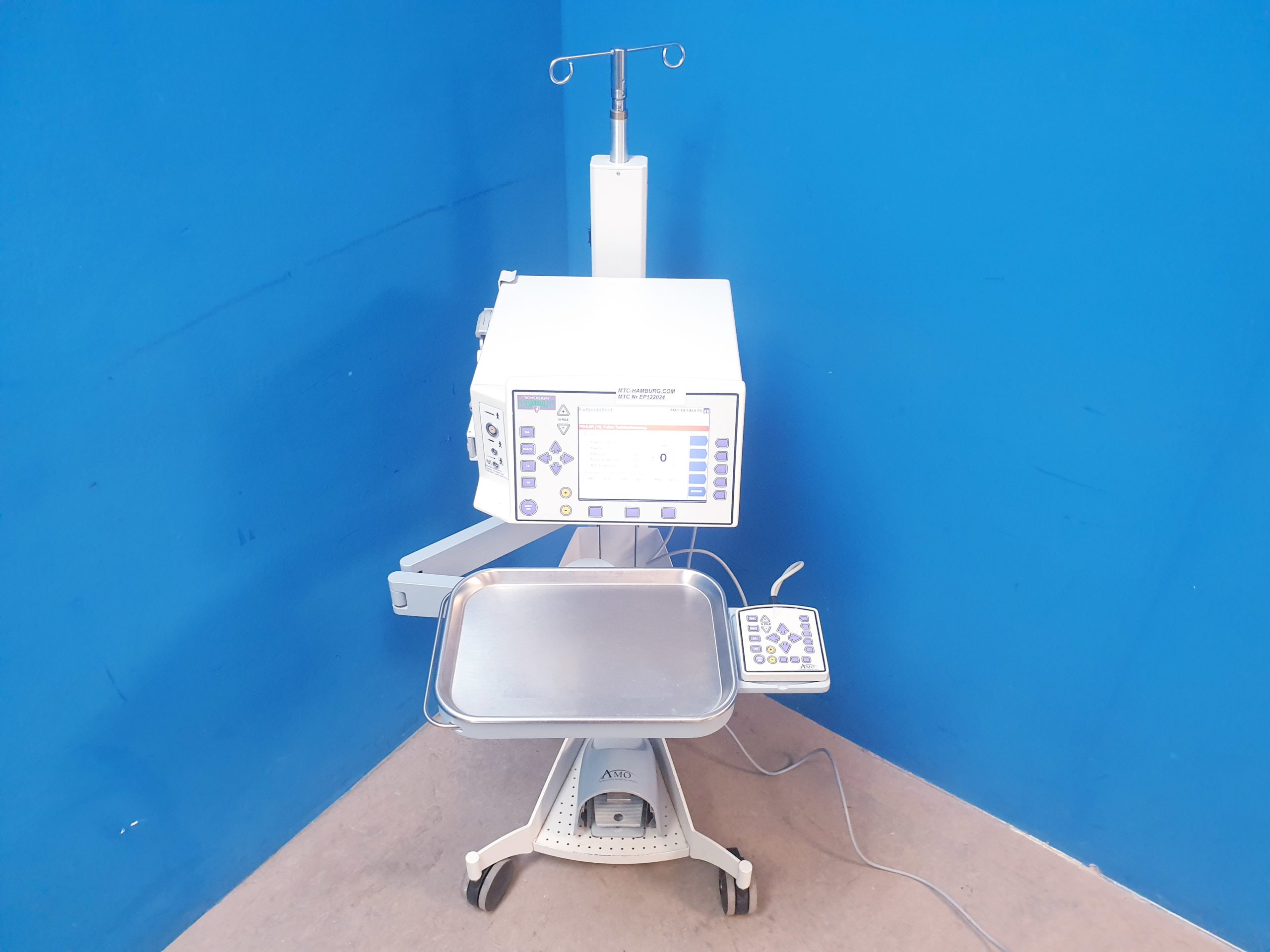 AMO Sovereign Compact Phakoemulsifikator mit Fußschalter Rollbar