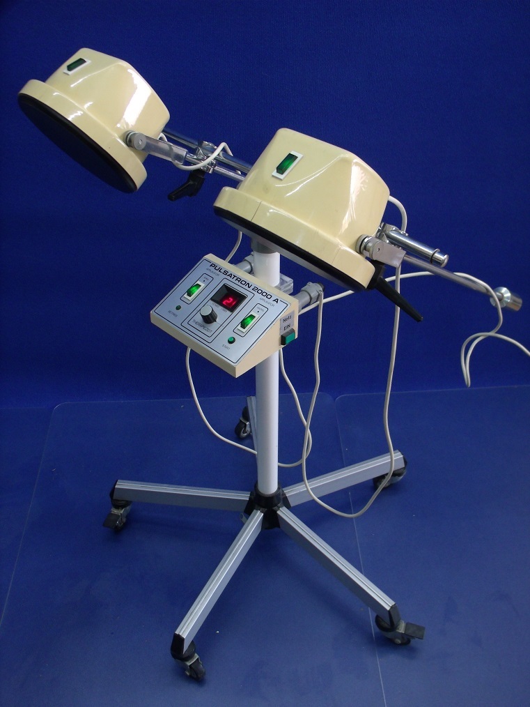 Pulsatron 2000 A mit 2 Applikatoren