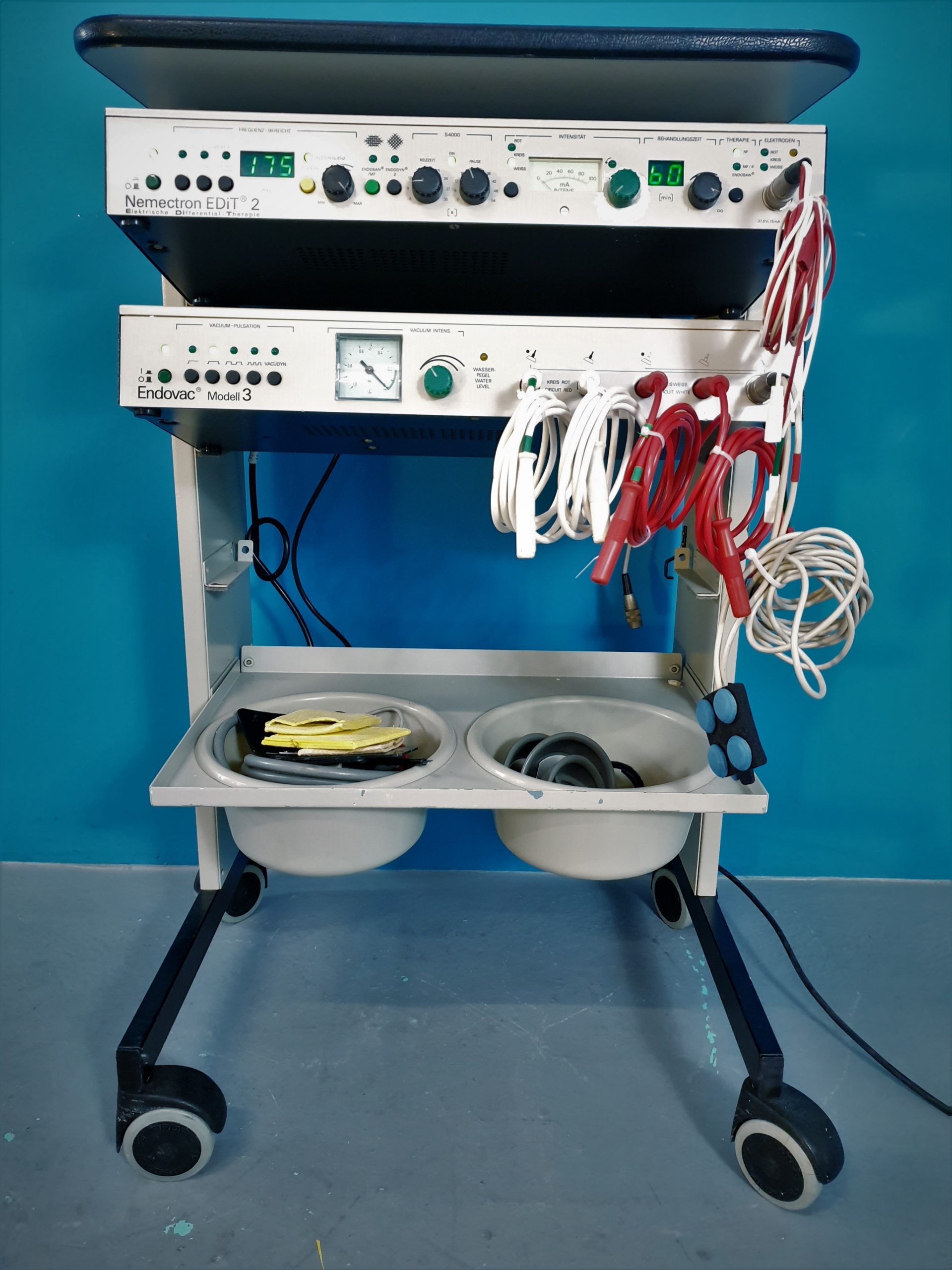 Nemectron EDiT 2 + Endovac Modell 3 Reizstrom Vakuum Therapiegerät Fahrbar