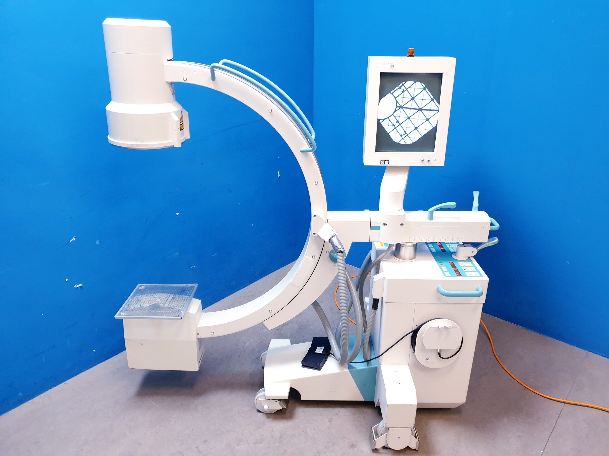 Ziehm 8000 Compact C-Bogen C Arm Röntgengerät mit Monitor