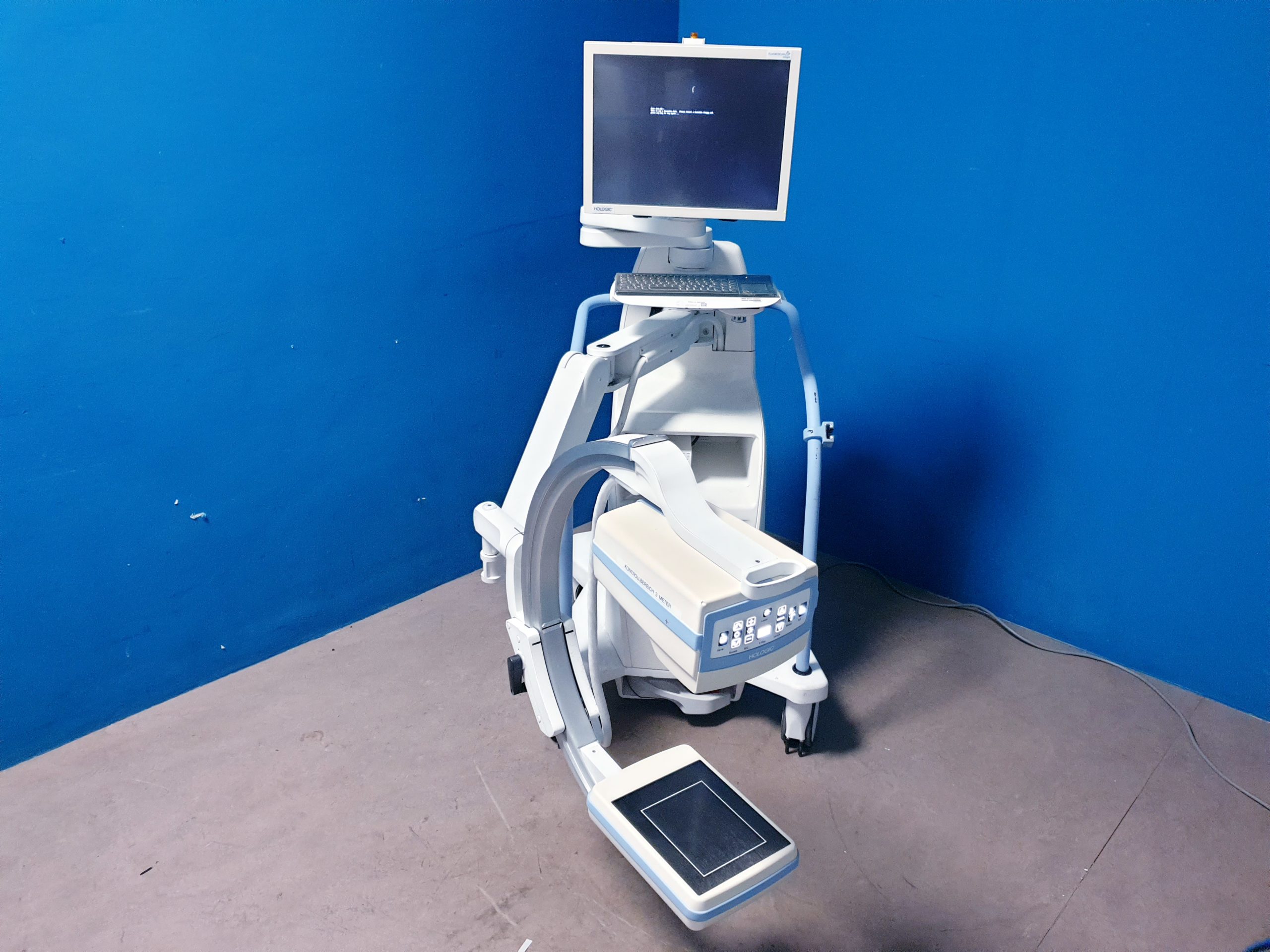 Hologic Fluoroscan insight C Arm DOM 2015 –