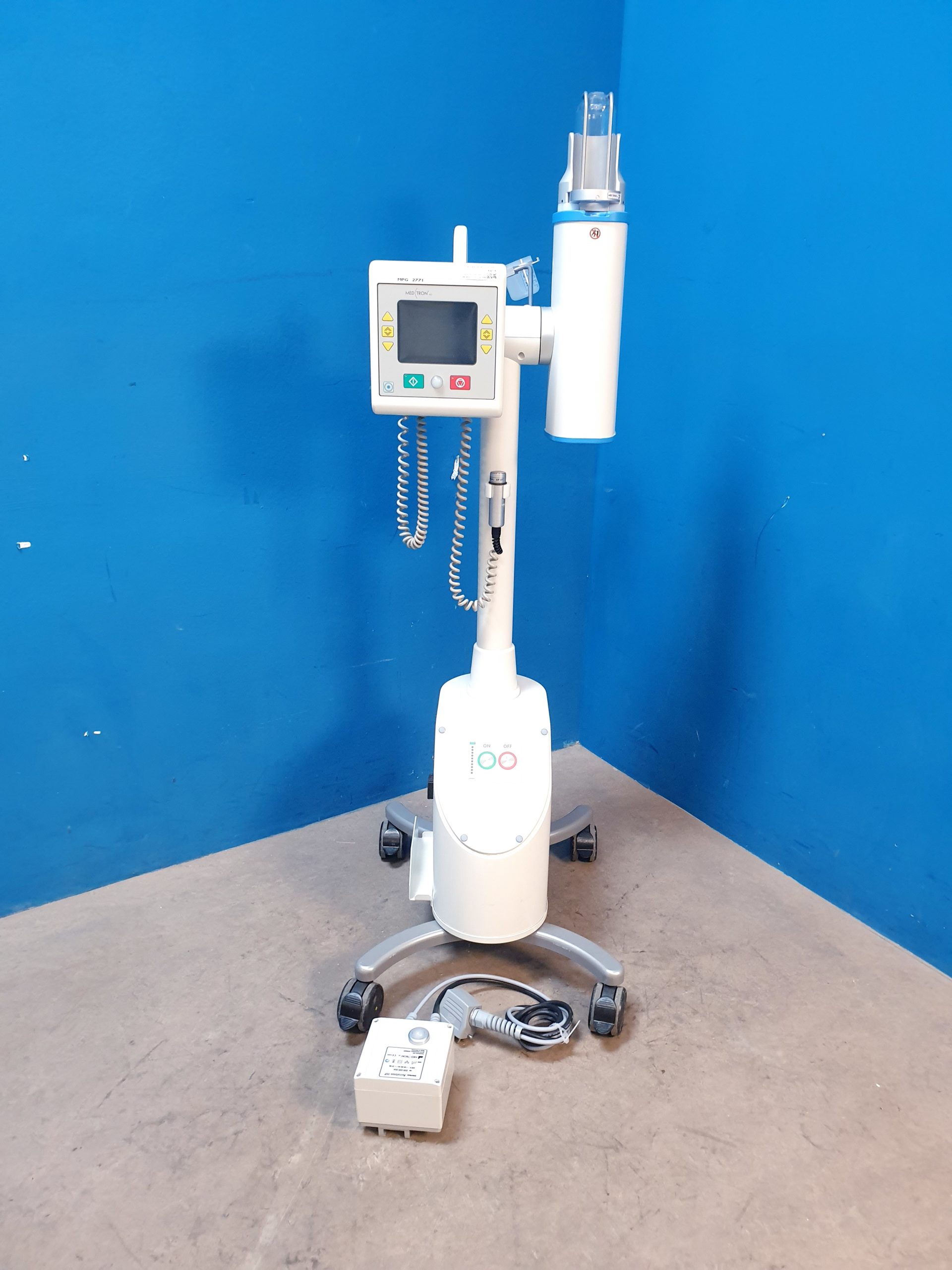 MEDTRON AG Accutron HP-D Kontrastmittelpumpe – Netzteil fehlt
