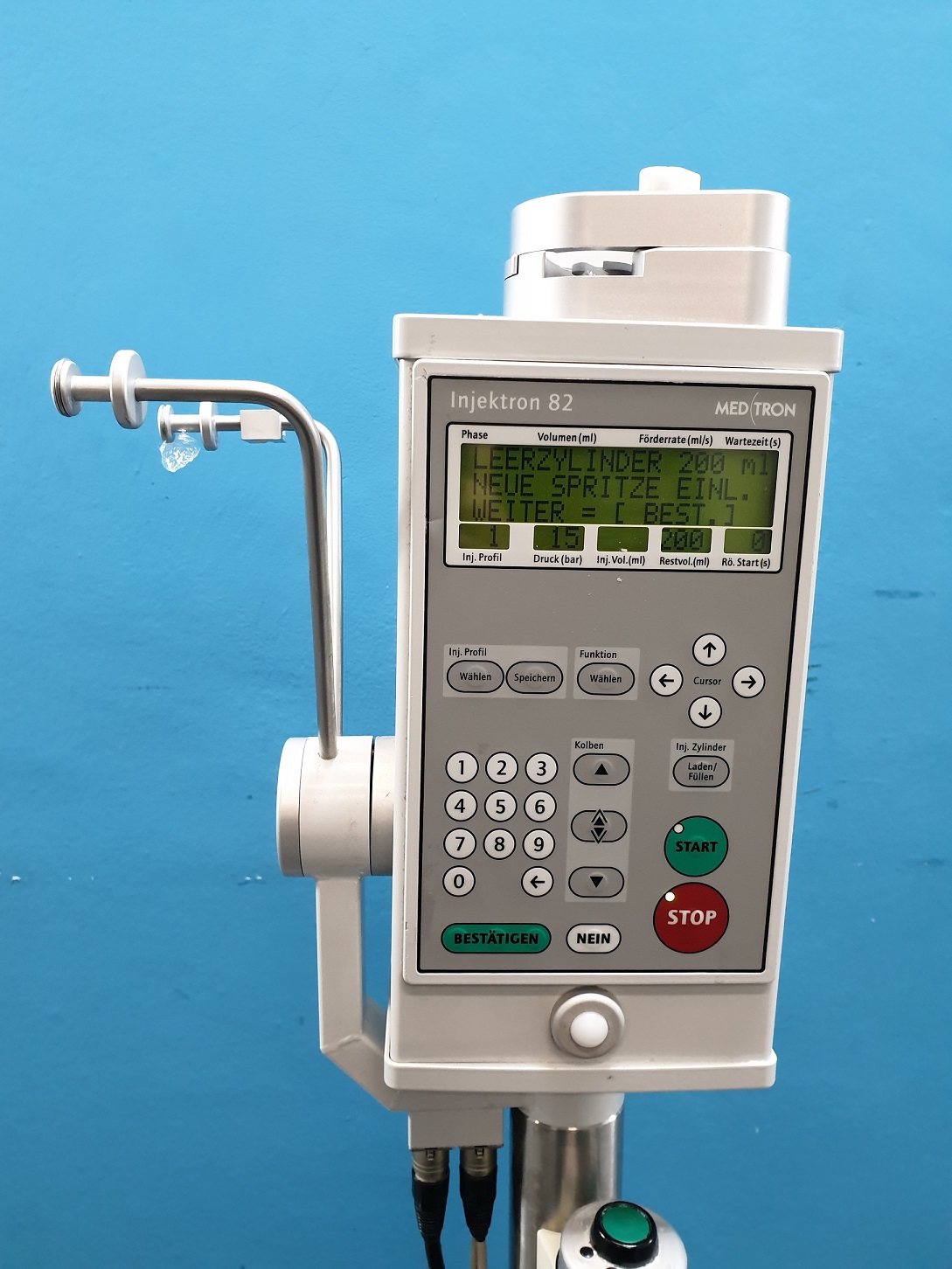 Medtron Injektron 82 Contrast Injection System/ Contrast Injector/ CT Imaging