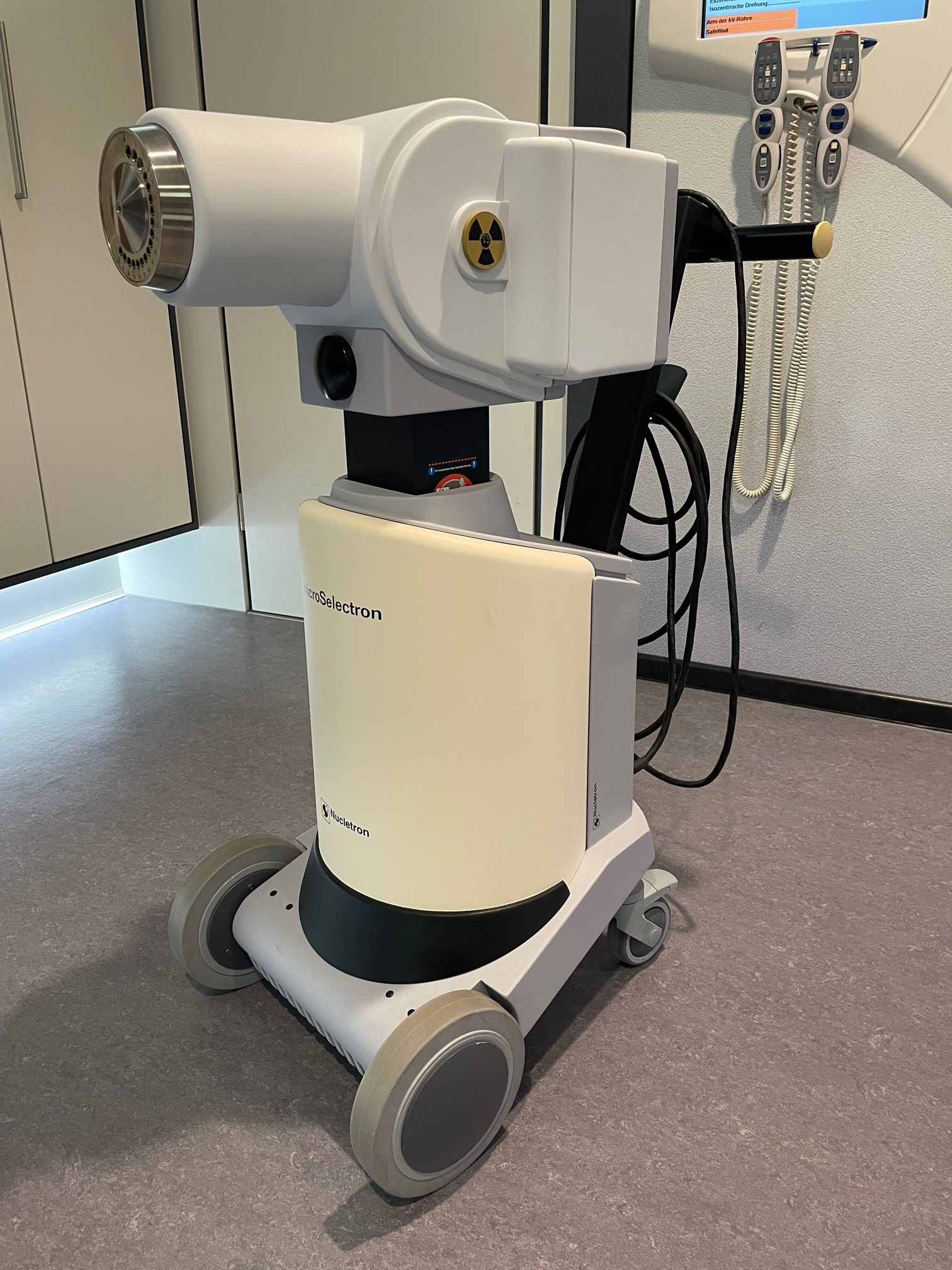 ELEKTA Nucletron MicroSelection Digital DOM 2015
