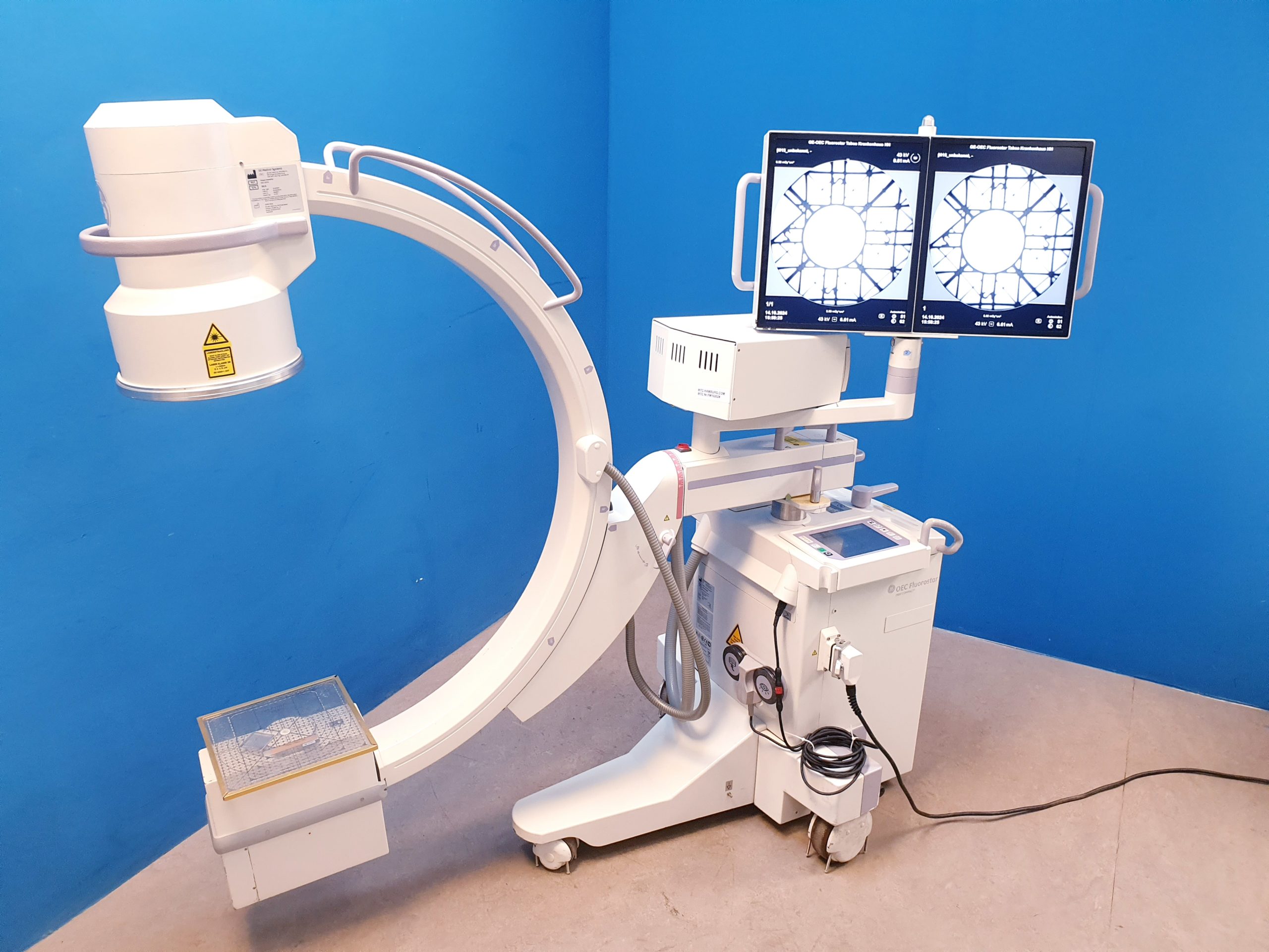 GE OEC FluoroStar 7900 C Arm – C Bogen C Arm – 1K