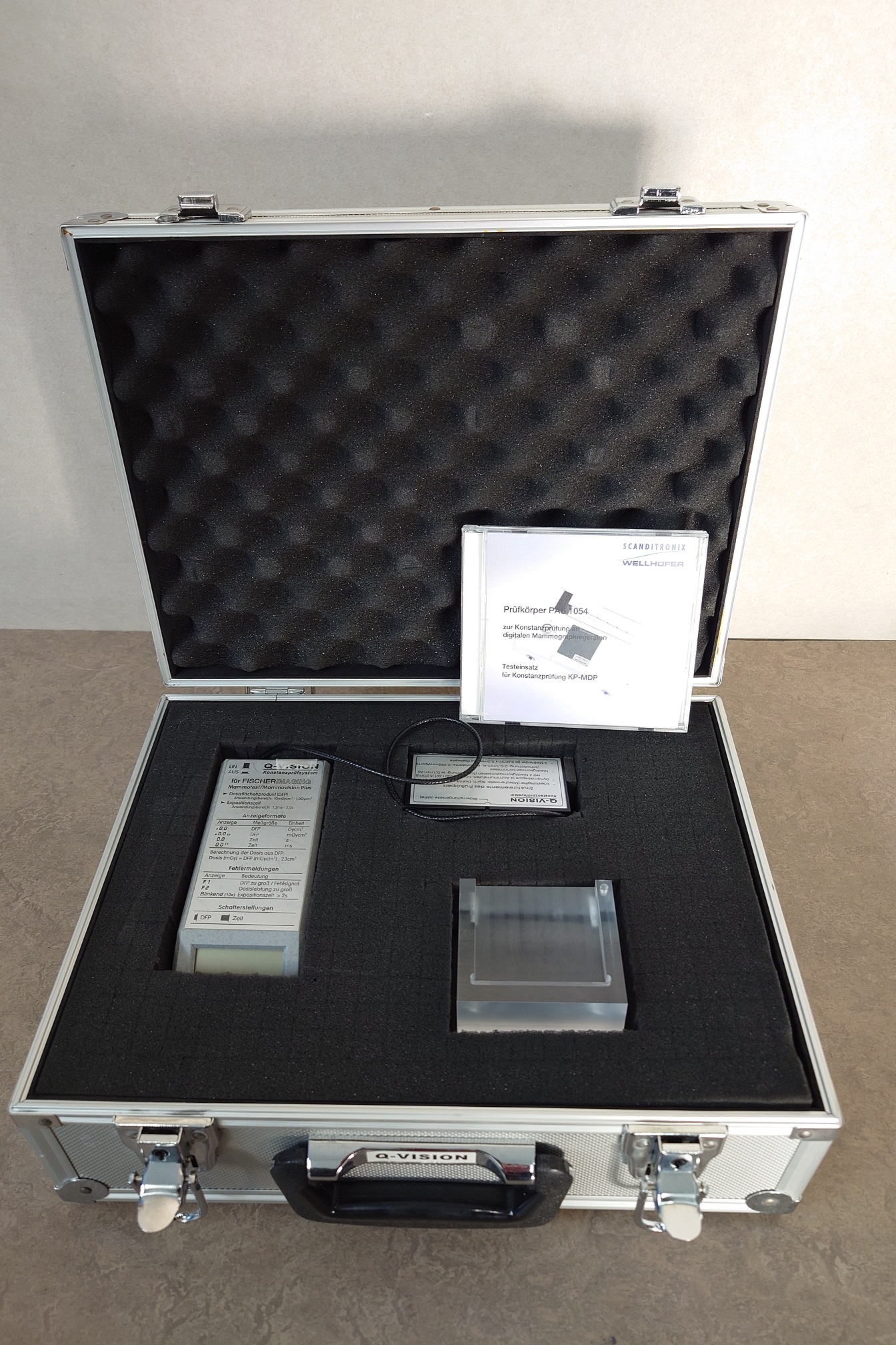 QUART Q-Vision -Test System for Siemens MammoTest