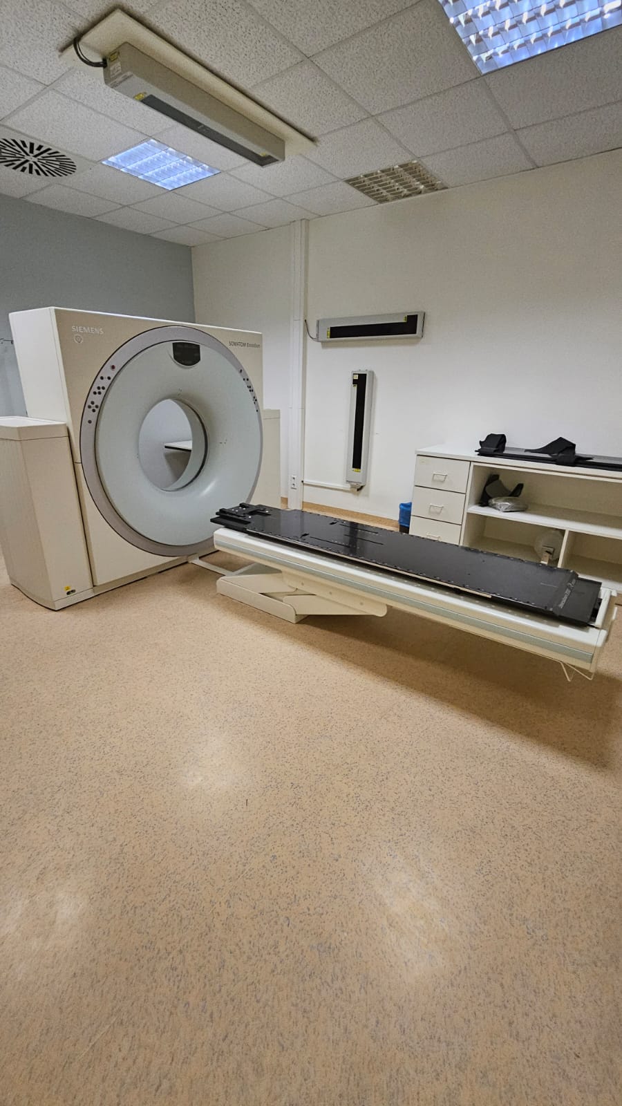 SIEMENS Somatom Emotion 16