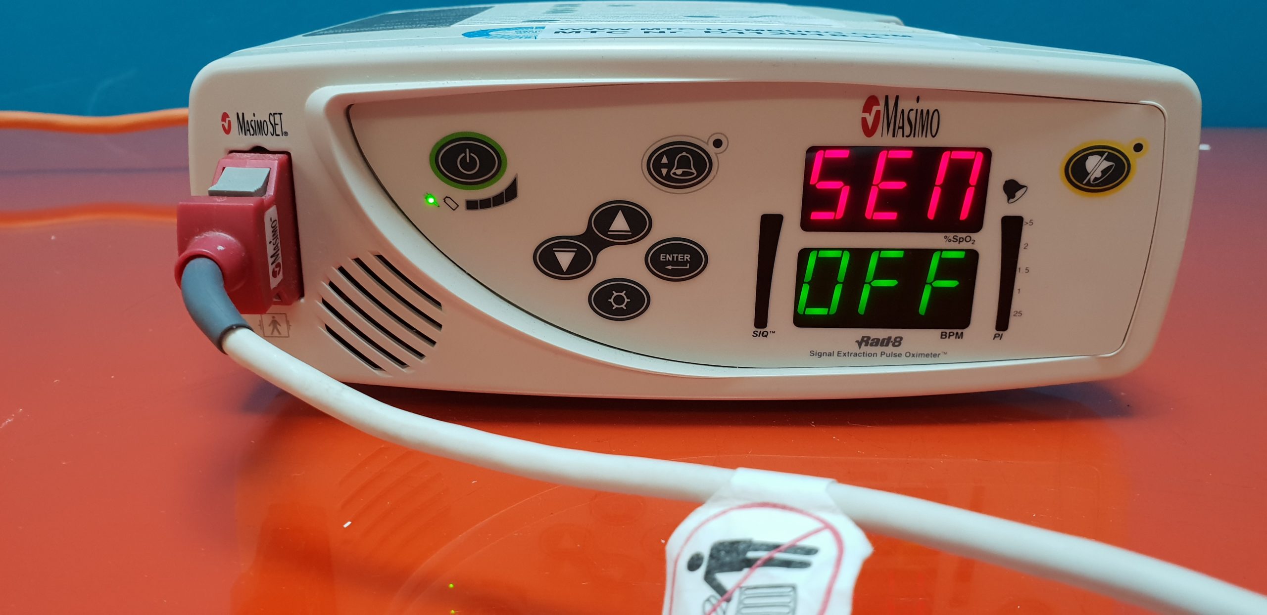 MASIMO Rad 8 Pulsoxymeter mit Spo2 Sensor