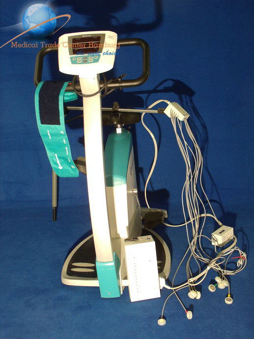 CUSTO MED Ergometrie Messplatz EC 3000; Fahrrad, Cuto card m und Kiss 10 Sauganlage