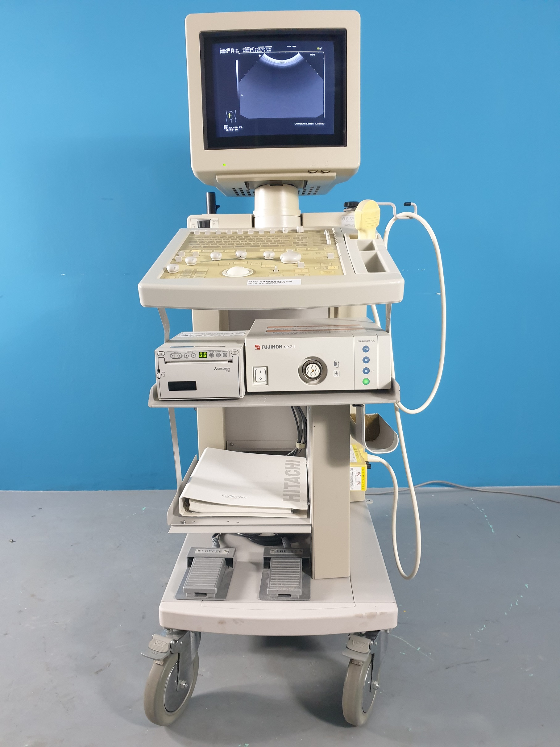 Hitachi EUB-525 RS + 3.5 Mhz Konvex Farbdoppler Ultraschallgerät