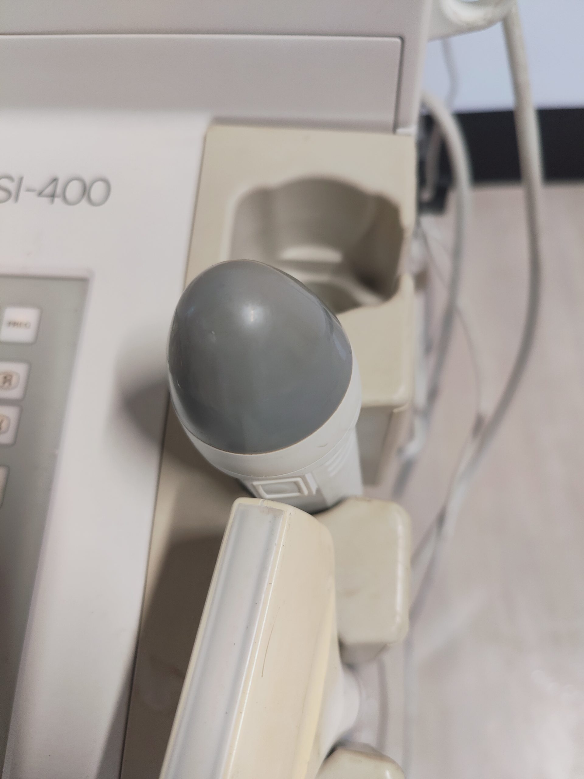 Siemens SI-400 / SI 400 Ultraschallgerät Inkl. 3.5 Sektor und 7.5 Linea Probe