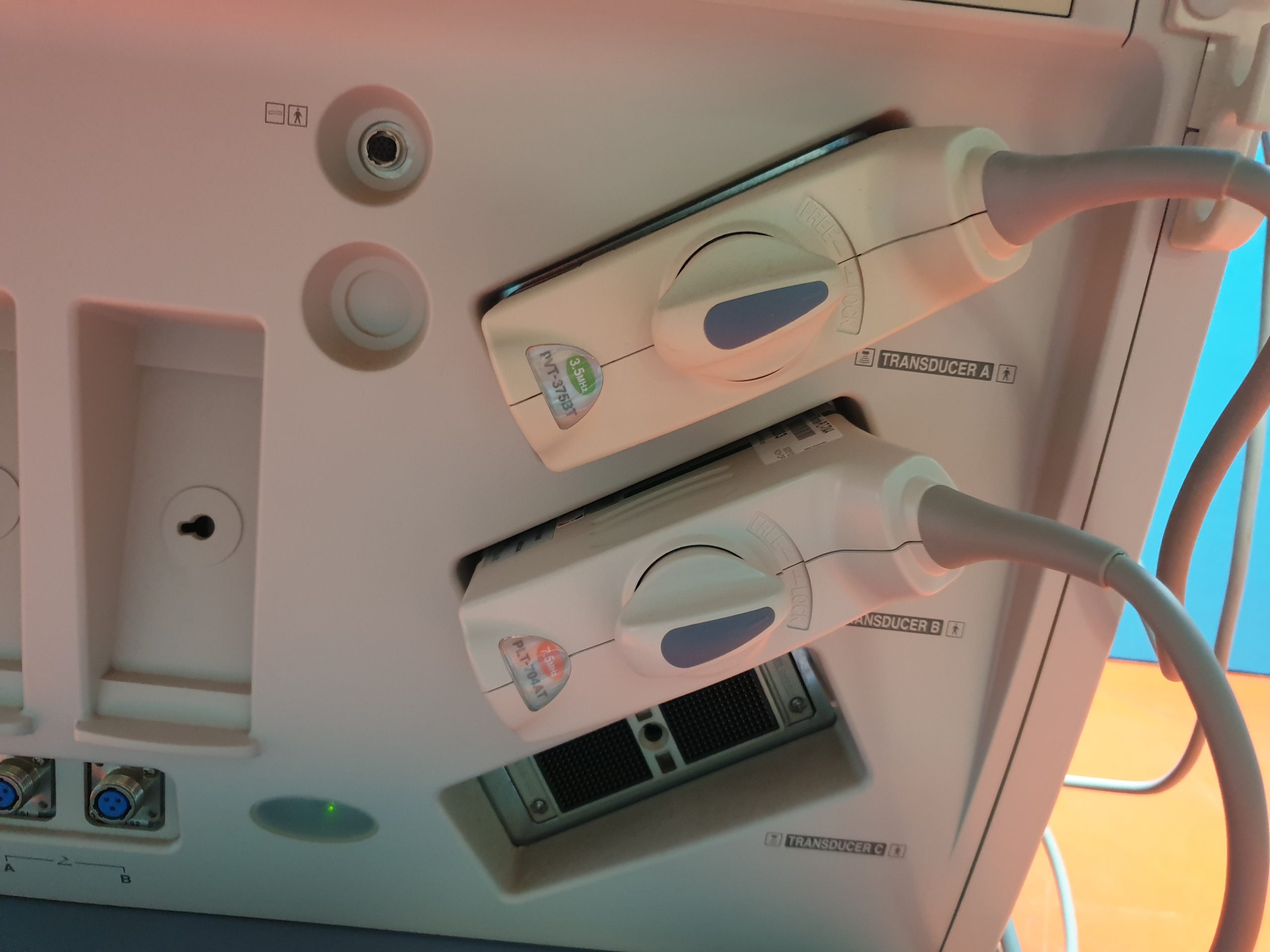 Toshiba Xario SSA-660A Ultraschall-Gerät Ultrasound