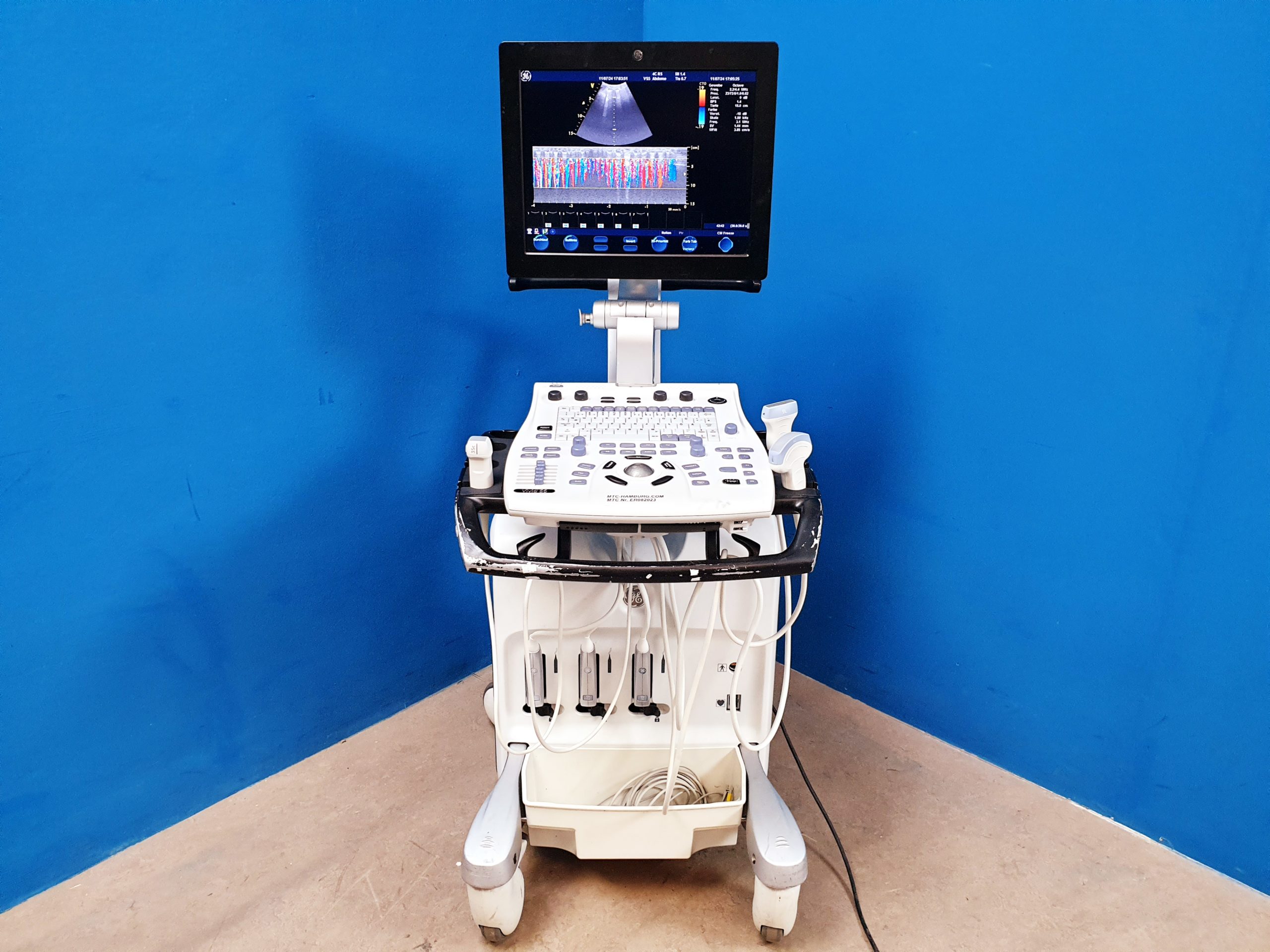 GE Vivid S5 Kardiomaschine 3SC-RS, 4C-RS, 9L-RS DOM 2015