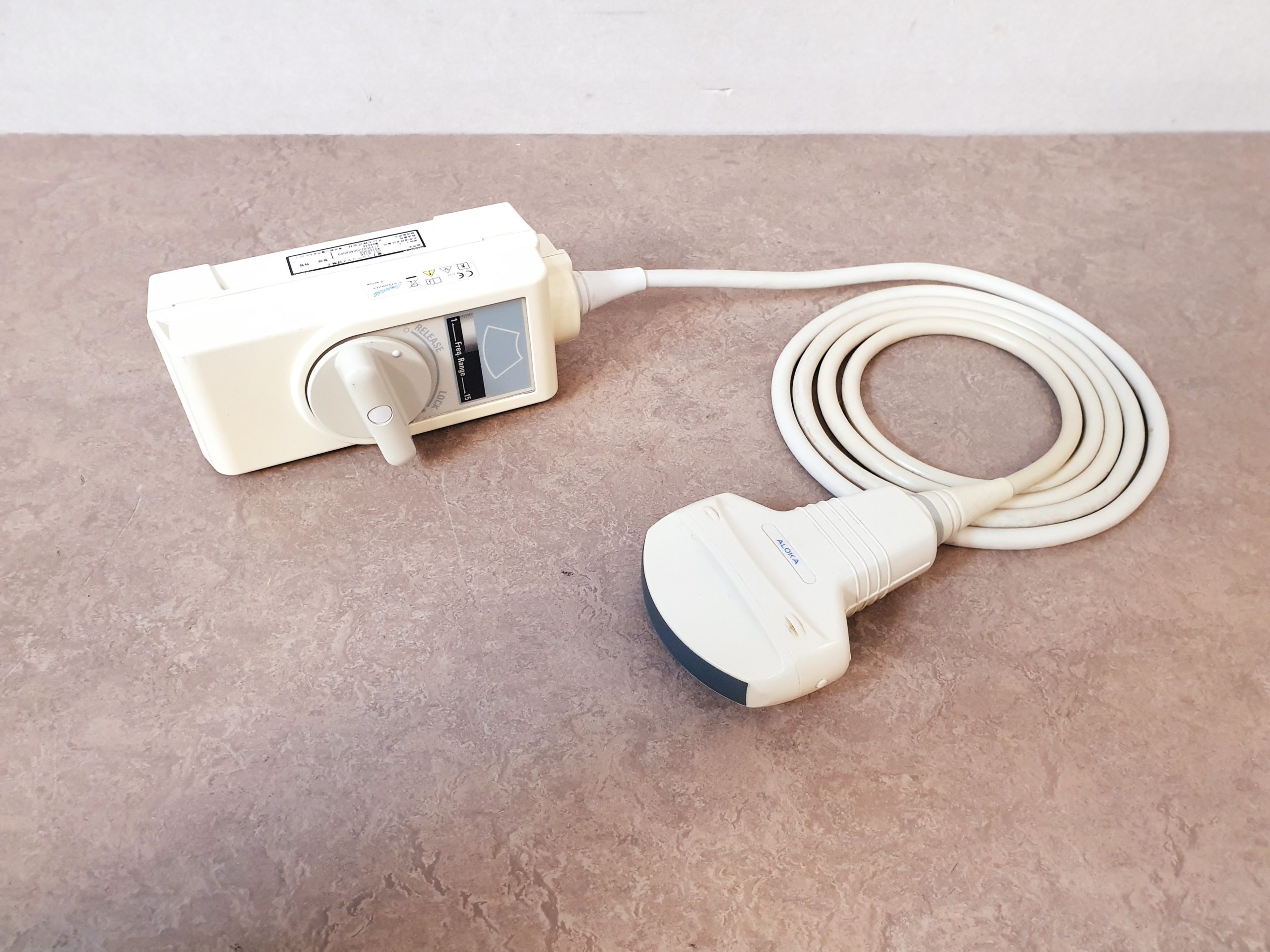 Aloka UST-9126 Konvex Ultraschallsonde Convex Probe Ultraschallsonde konvex, 2.0 – 6.0 MHz, Abdomen Sonde, 60mm, für Alpha 7 / Alpha 10….
