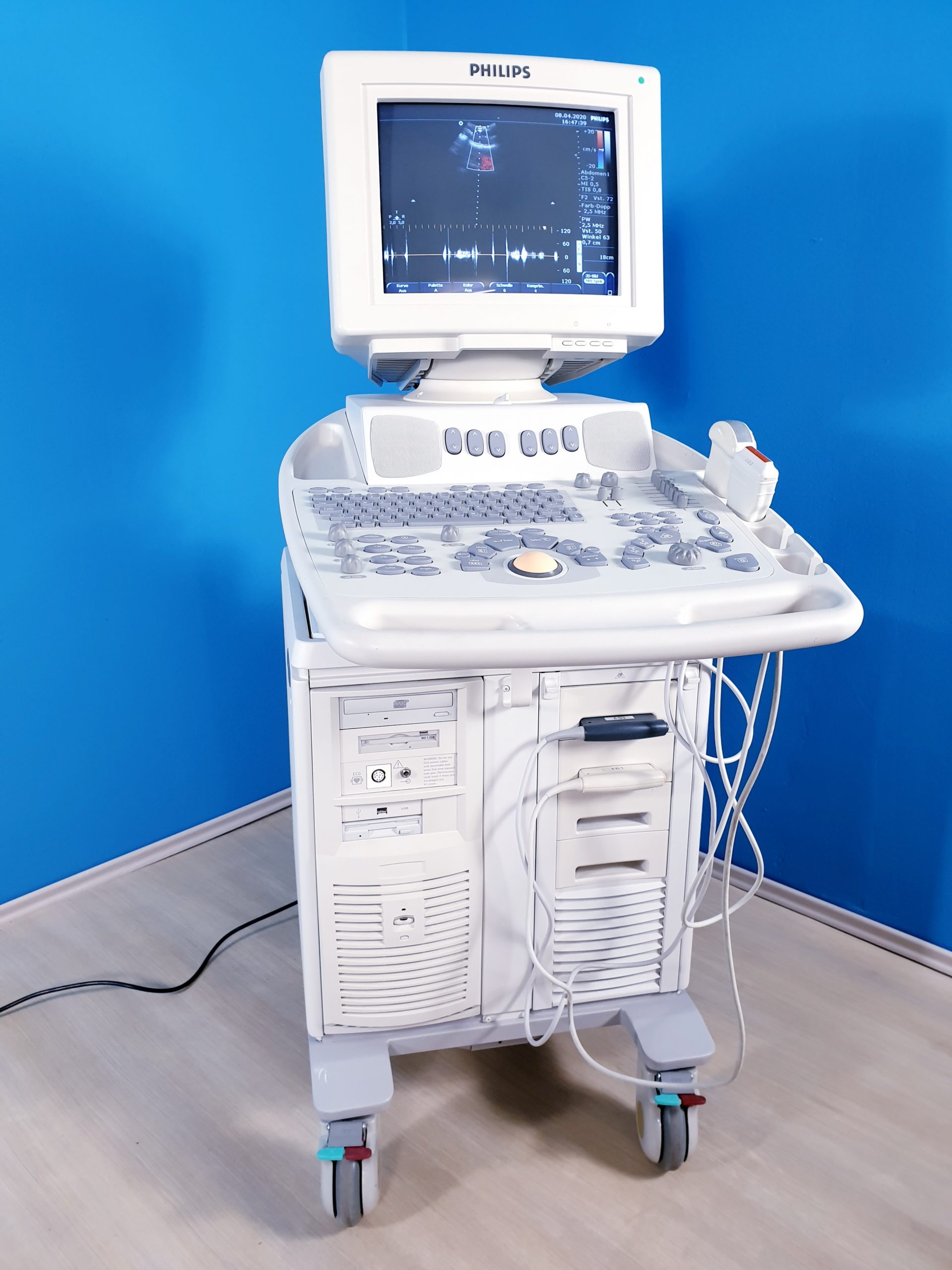 Philips EnVisor mit Konvex und Linear-Sonde Doppler, DOM 2004