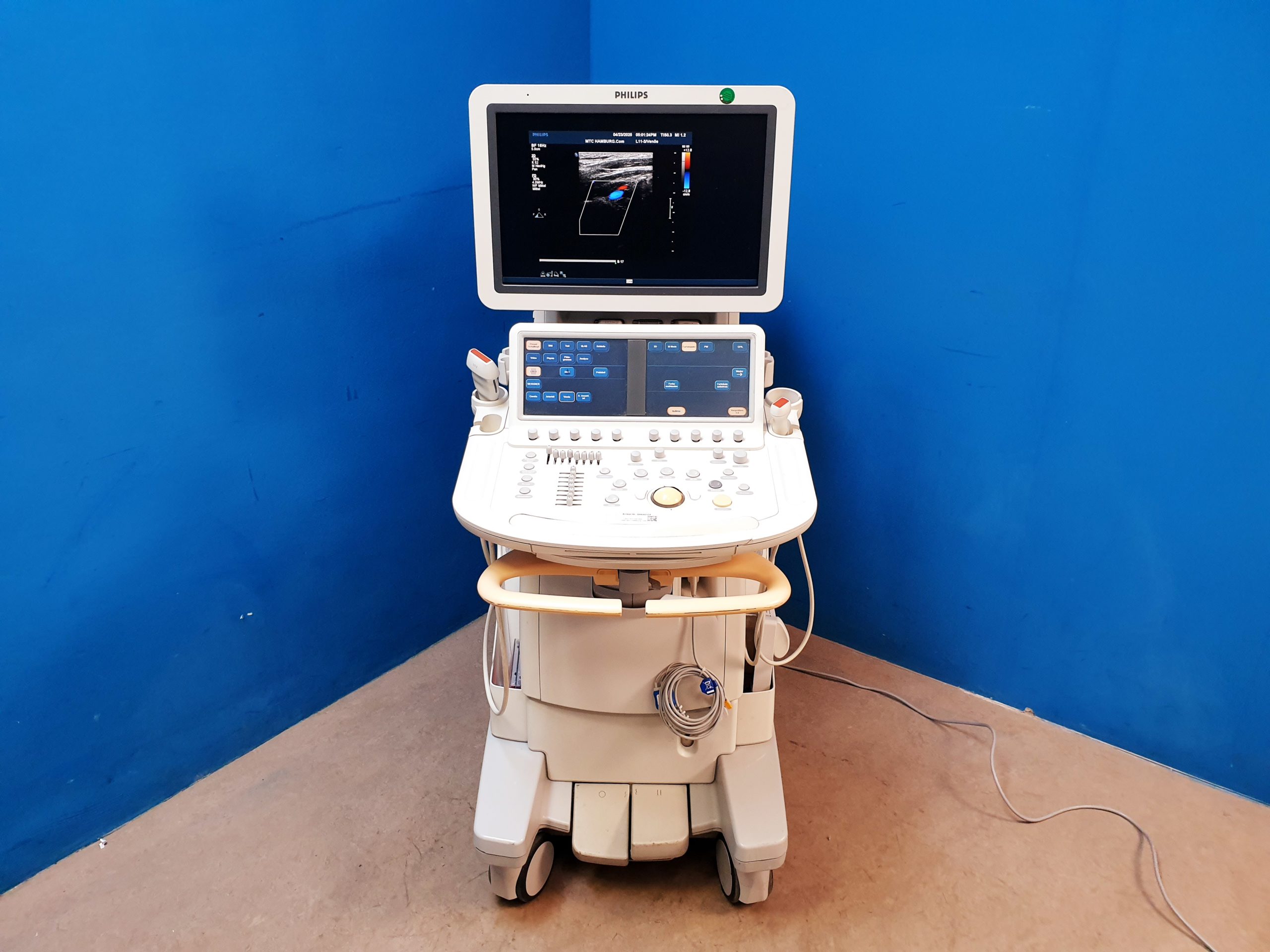 Philips iE33 – IE33 + S5-1 Echo + L11-3 Linear Sonde Kardiomaschine – Kardio Ultraschallgerät