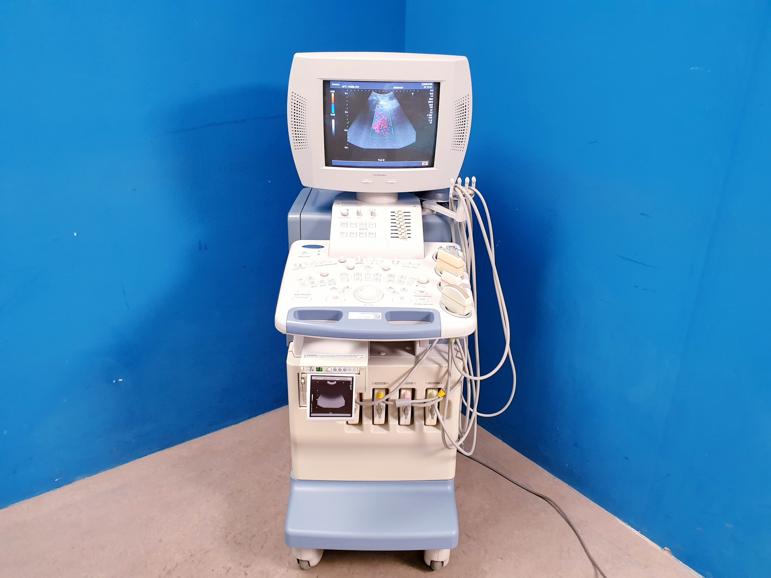 TOSHIBA NEMIO 20 SSA-550A Farbdoppler Ultraschallgerät mit 4 Sonden – und Printer