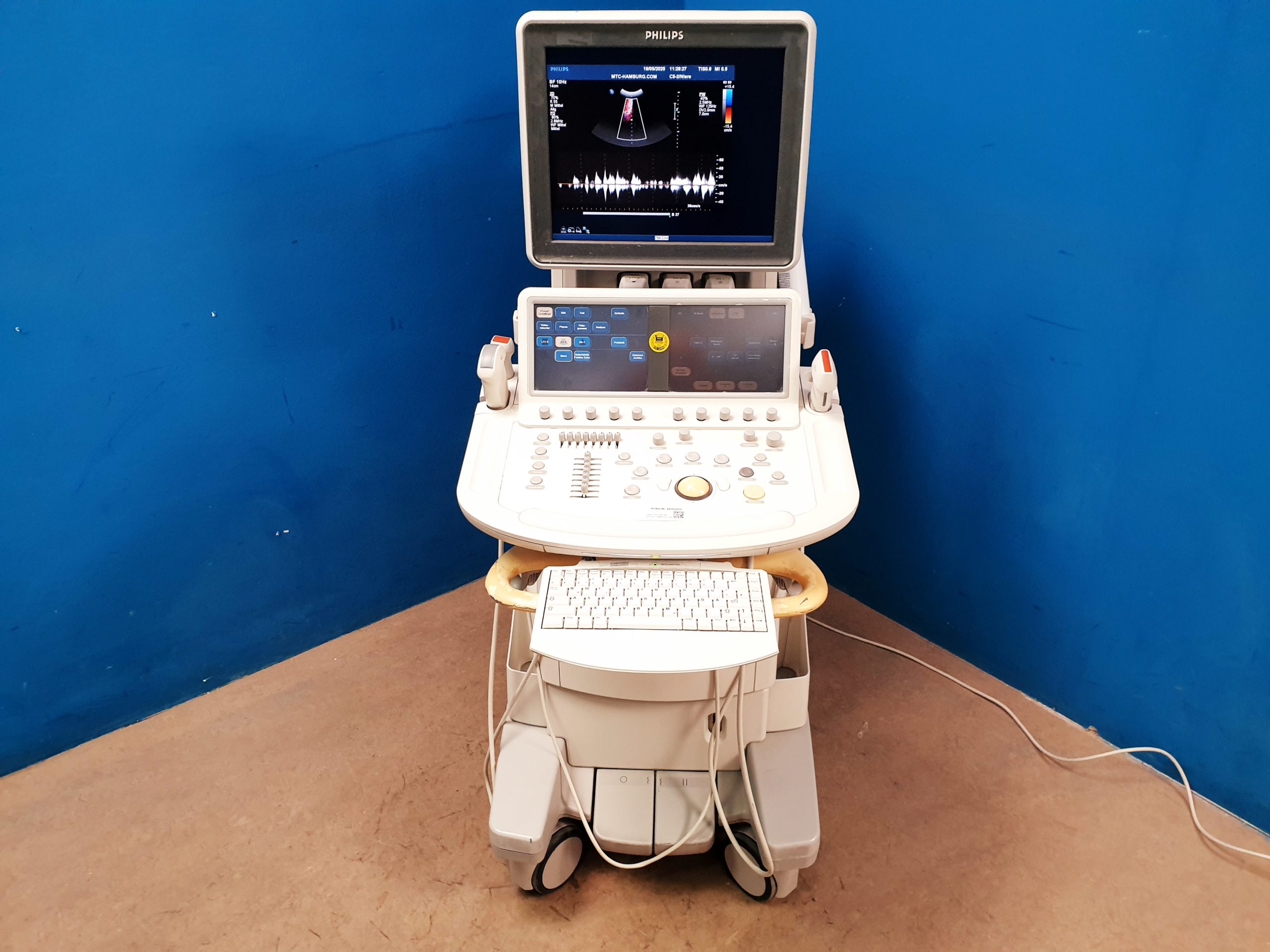 Philips iE33 – IE33 + S5-1 Echo + L11-3 Linear Sonde + C5-2 Konvex – Kardiomaschine – Kardio Ultraschallgerät