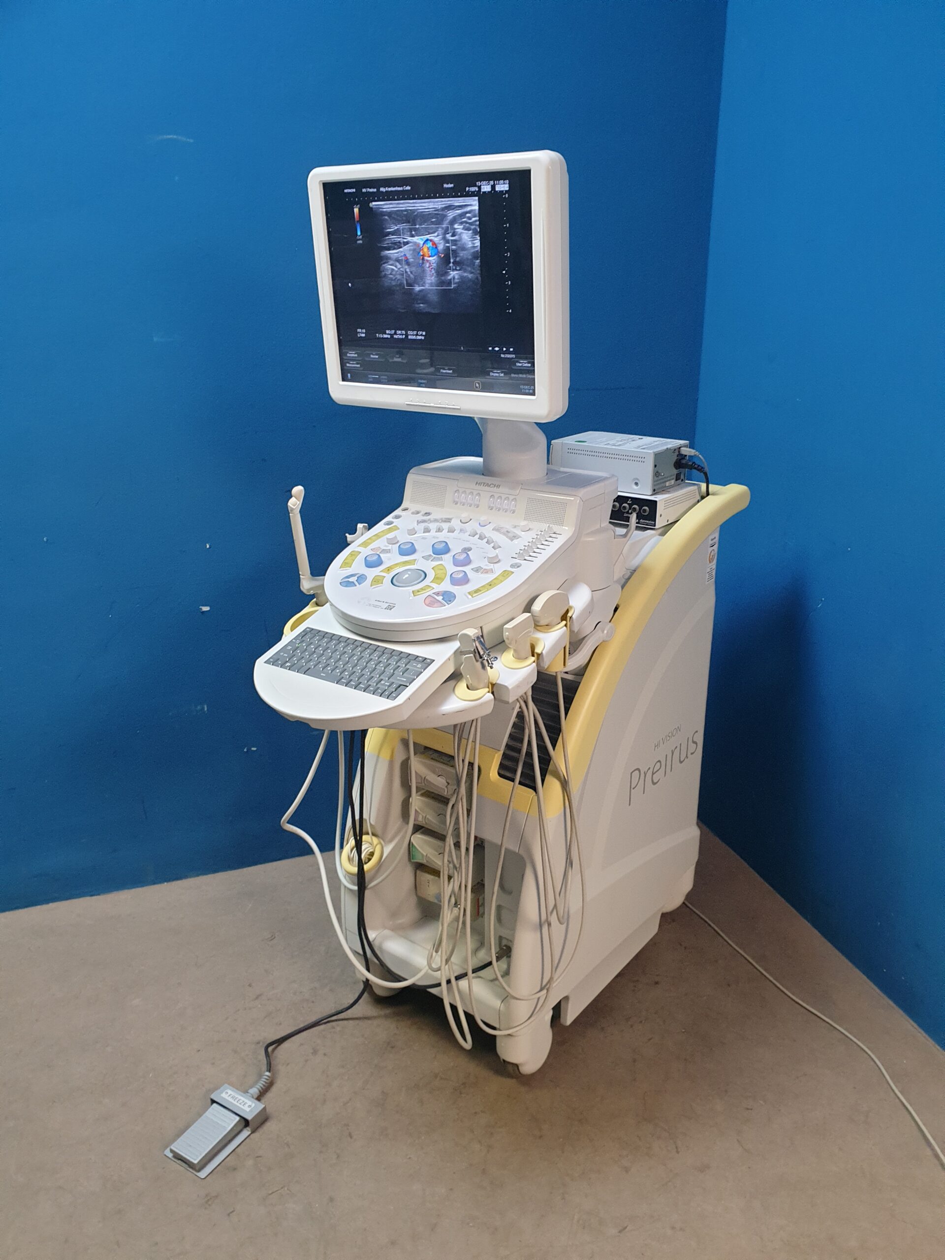 Hitachi Preirus DOM 2015 + EUP-B512 + EUP-CC531S + EUP-L74M + EUP-C715