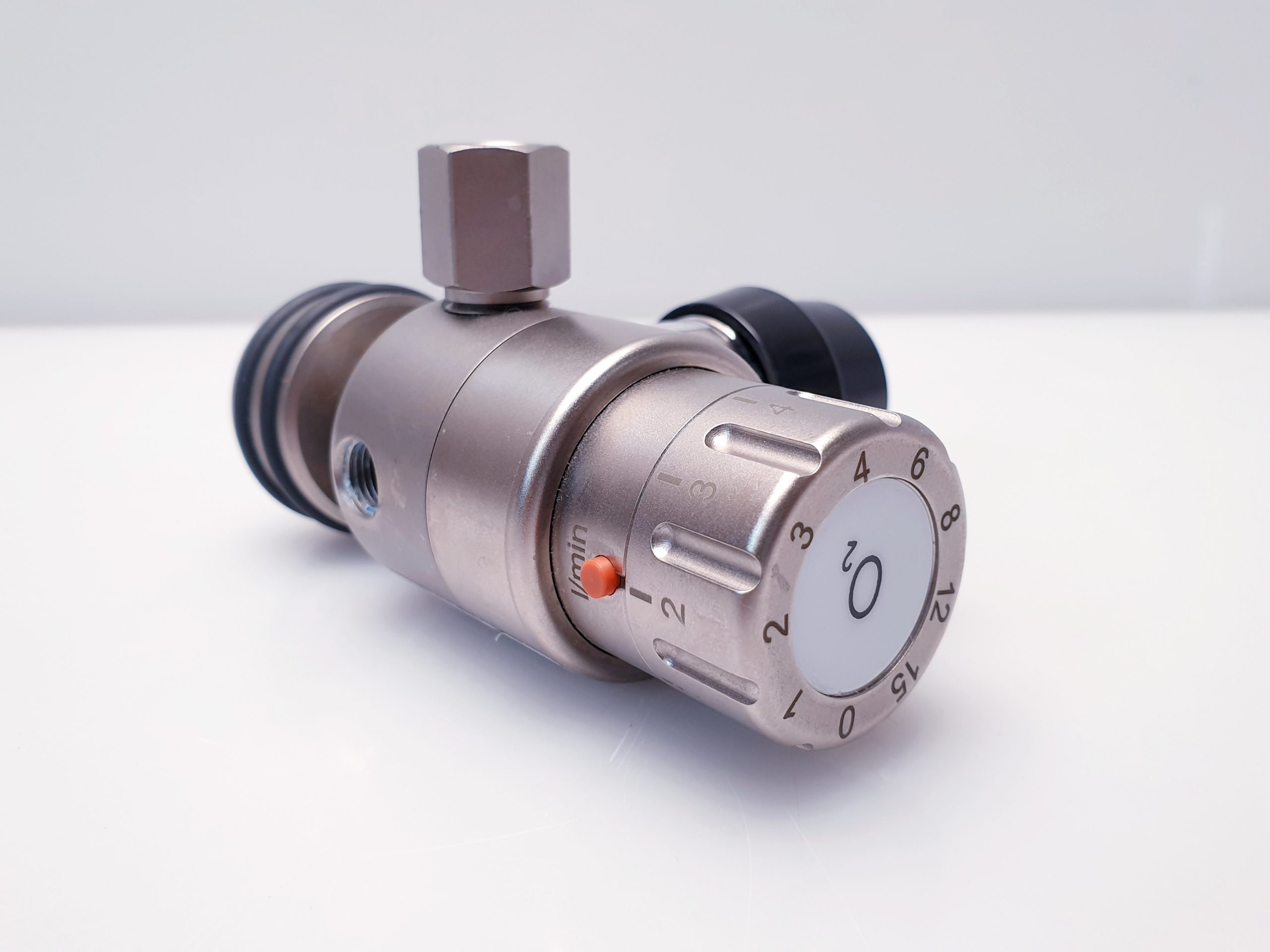Dräger 5790093 Alduk IV Druckminderer O2 DIN