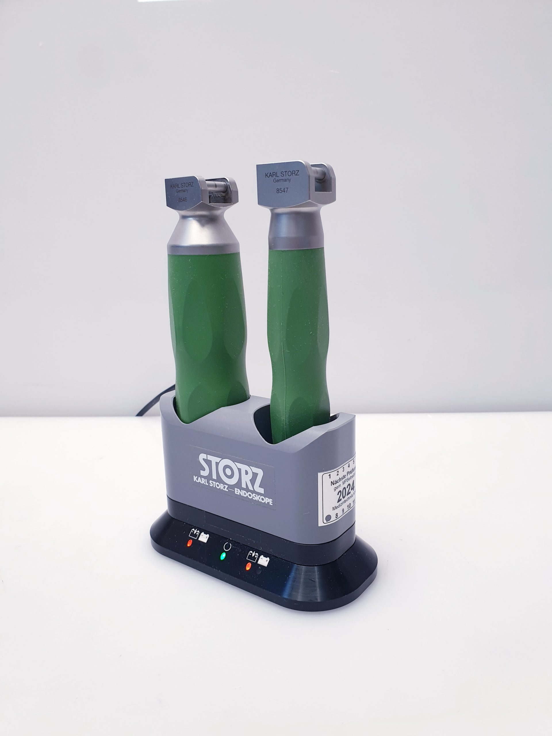 Karl Storz 8547 Laryngoskop + 8546LE1 Ladestation