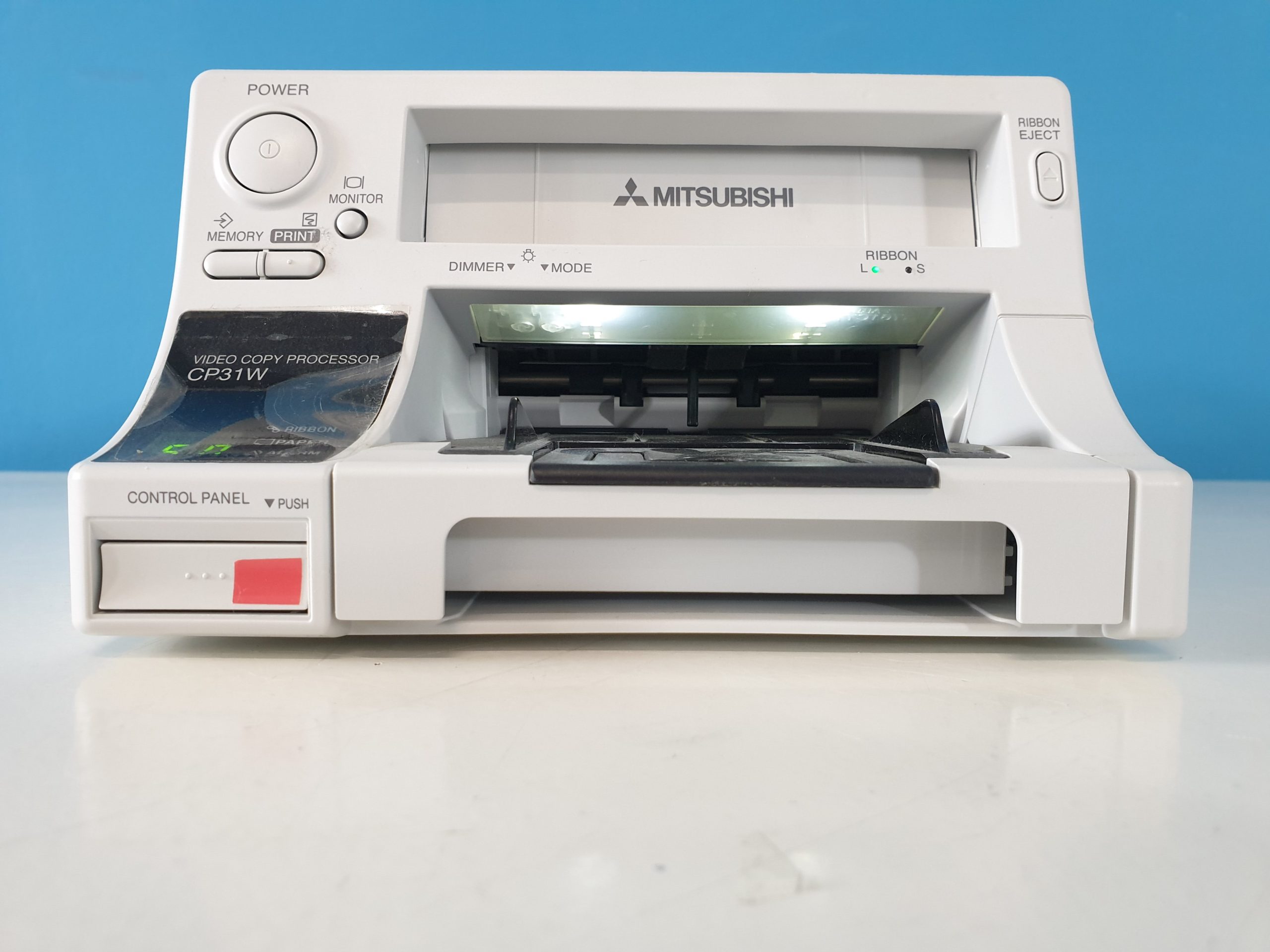 Mitsubishi CP31W // CP 31 W Farbdrucker Video Copy Processor